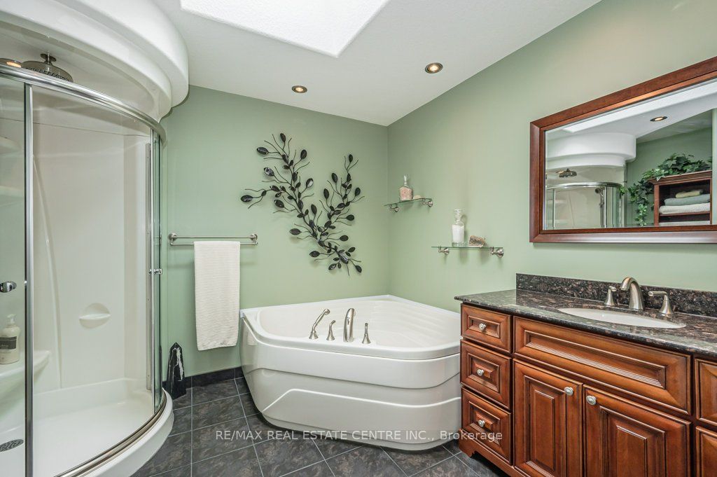 6954 Fife Rd Property Photo 15