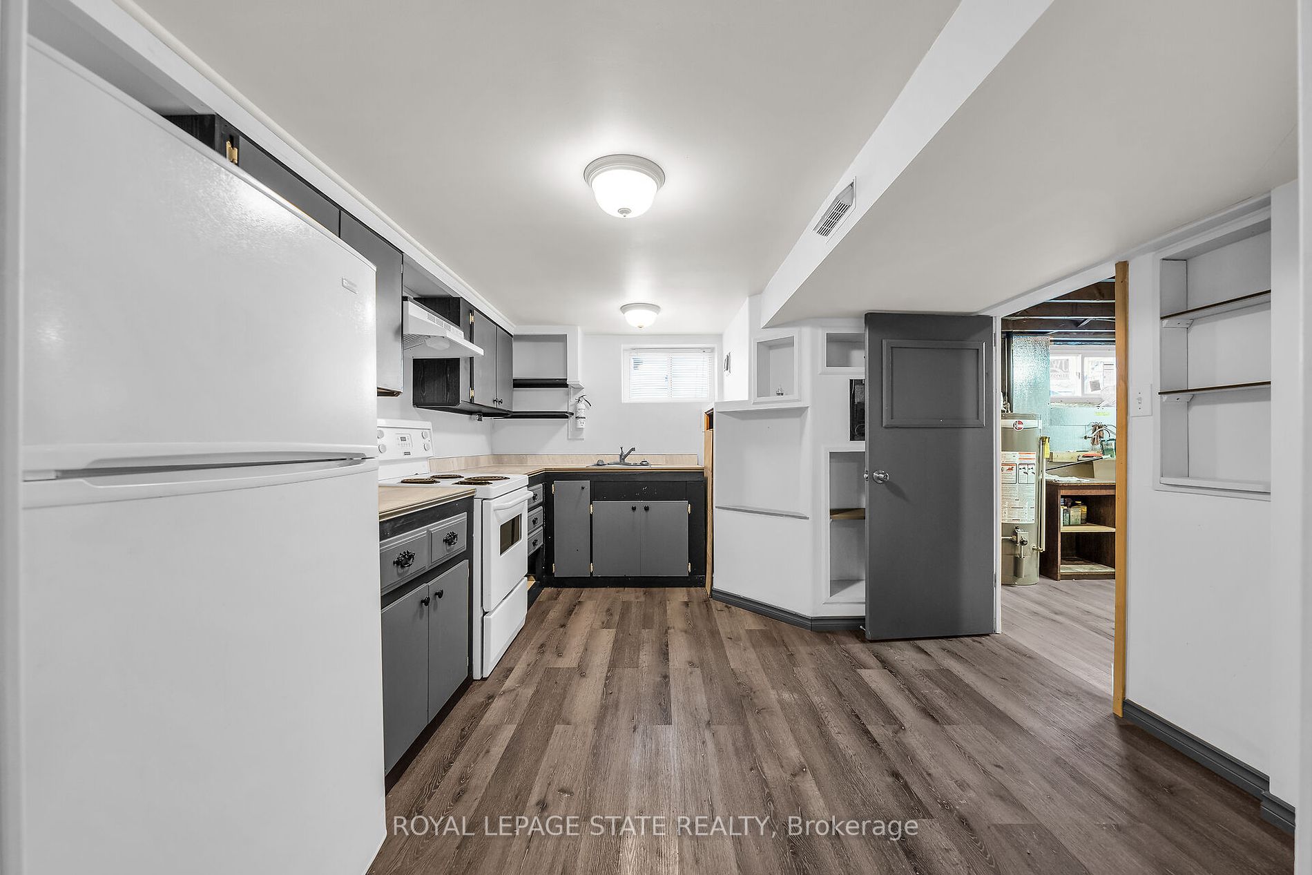 136 Corman Ave Property Photo 16