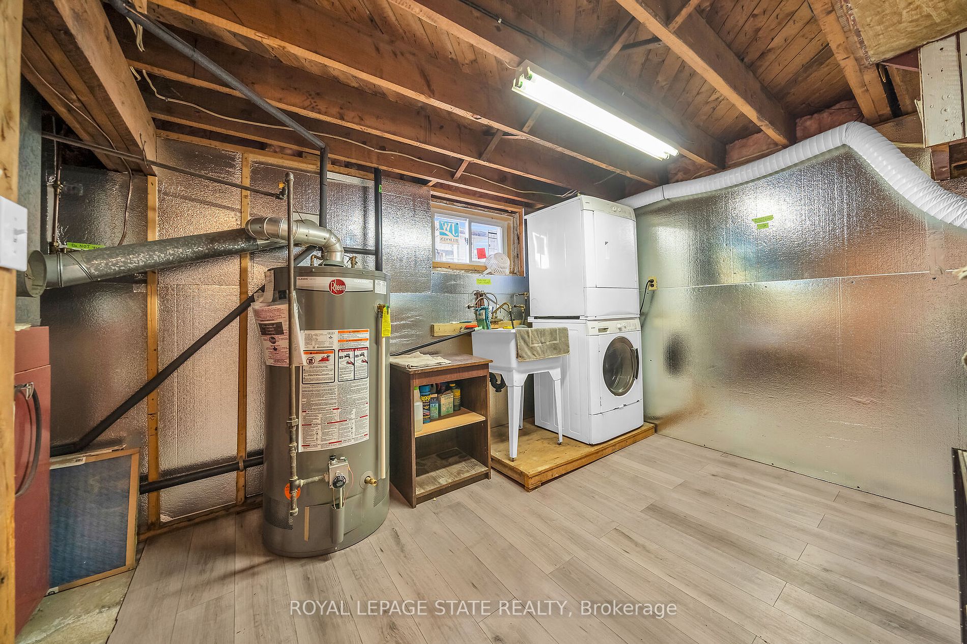 136 Corman Ave Property Photo 22