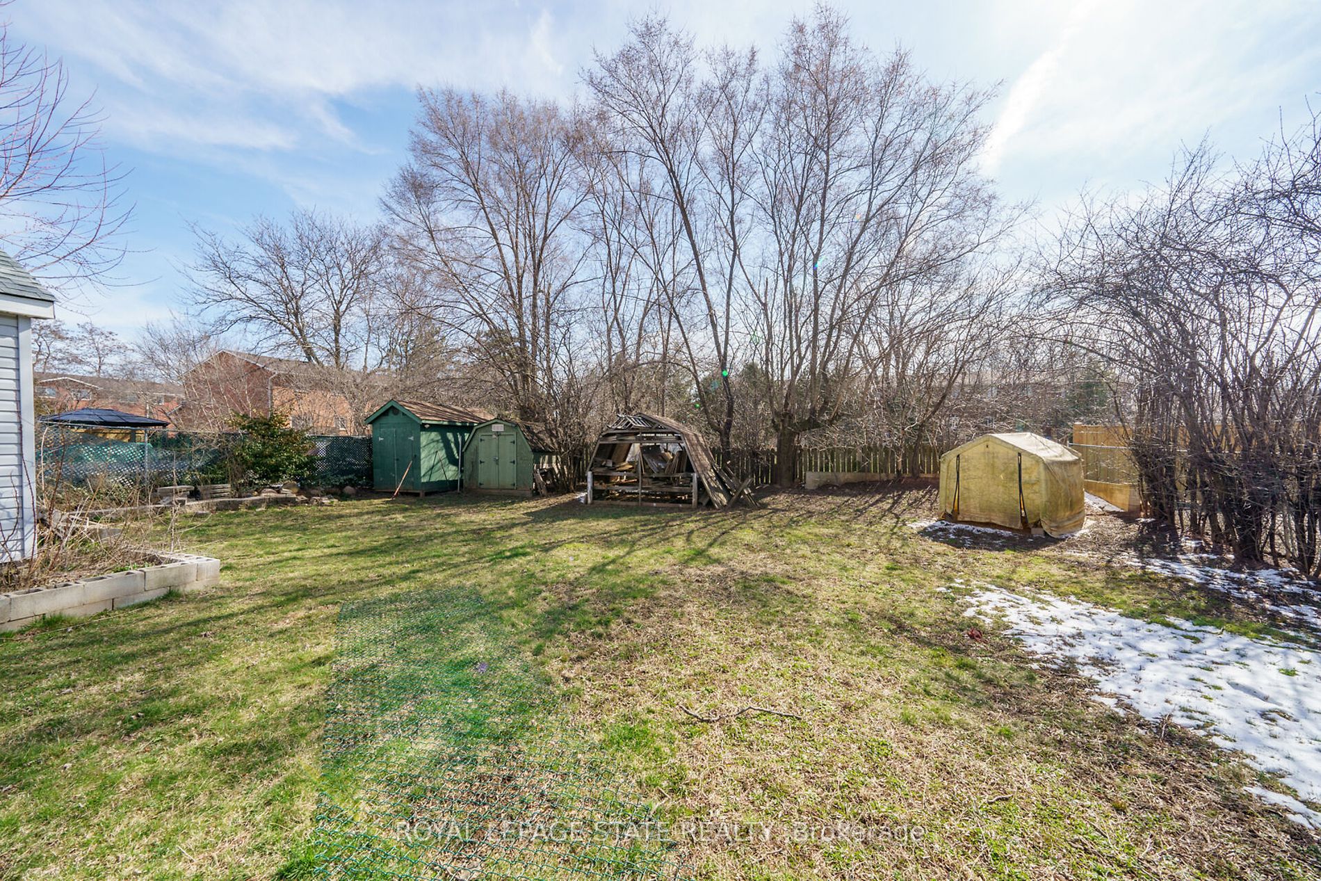 136 Corman Ave Property Photo 34
