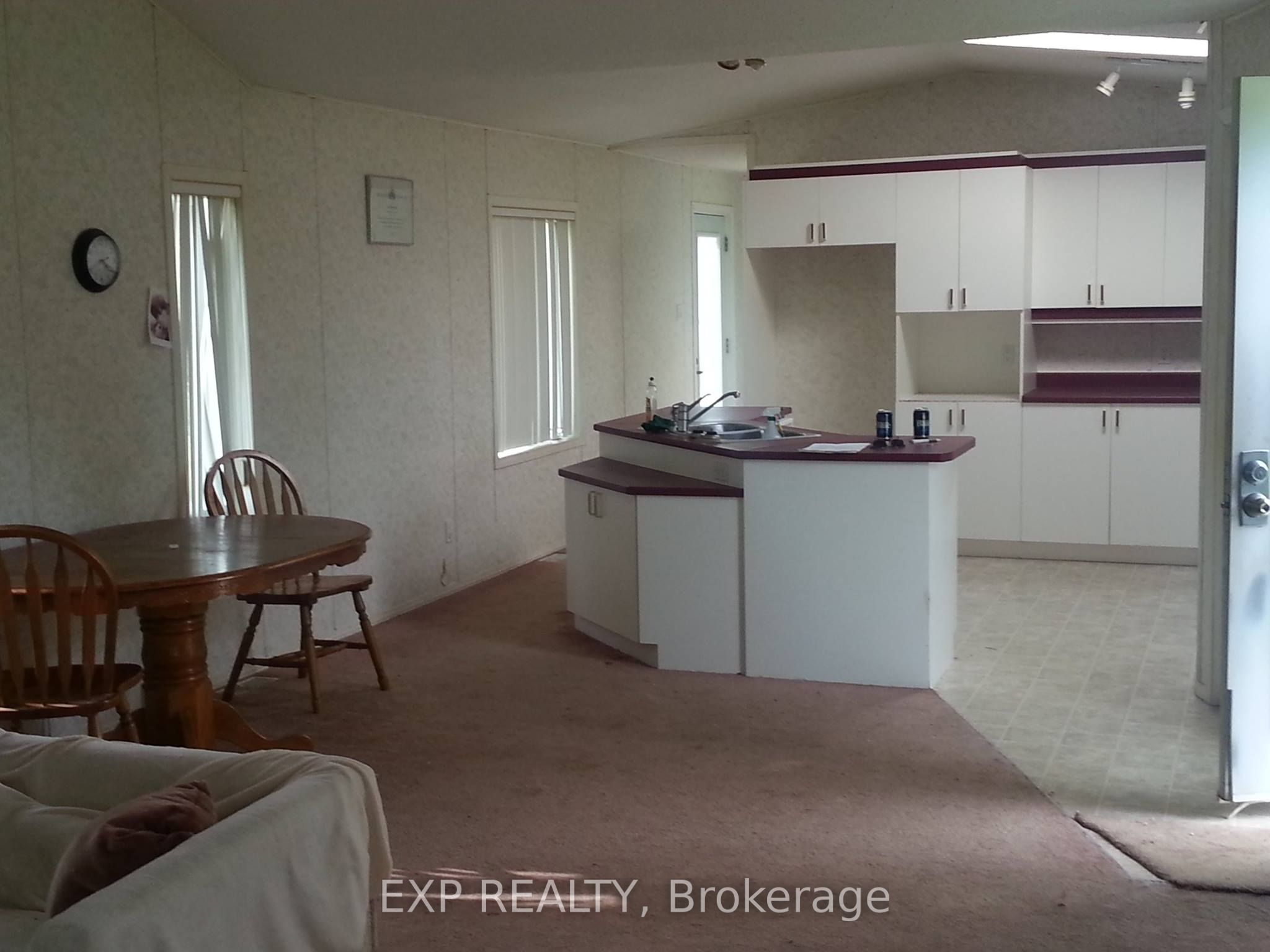 2000 County Road 620 Drive Property Photo 2