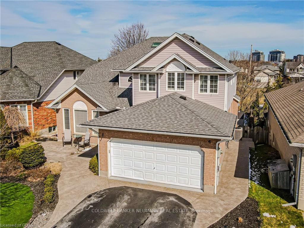 6 Jean Anderson Cres Property Photo
