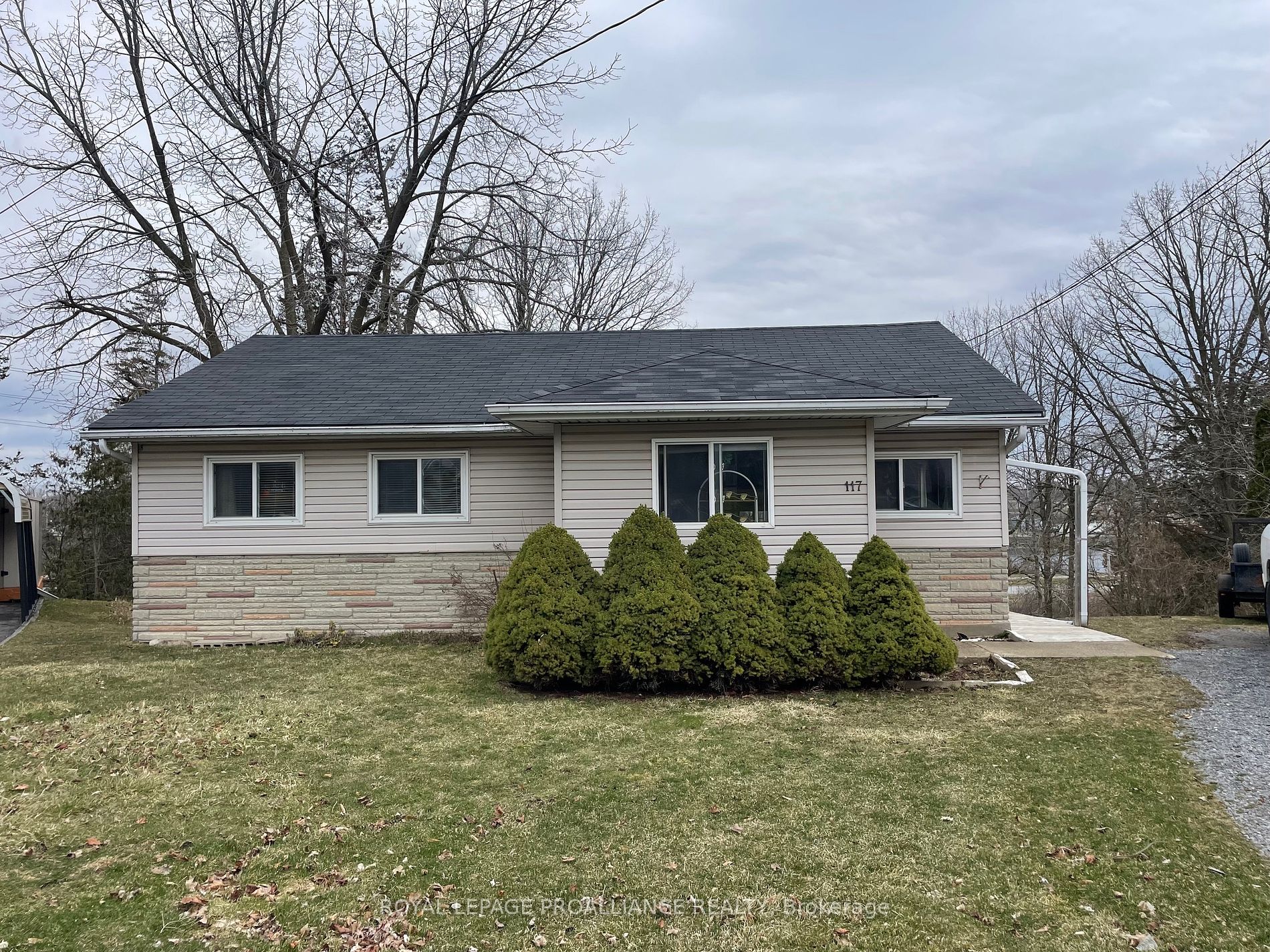 117 Orchard Dr