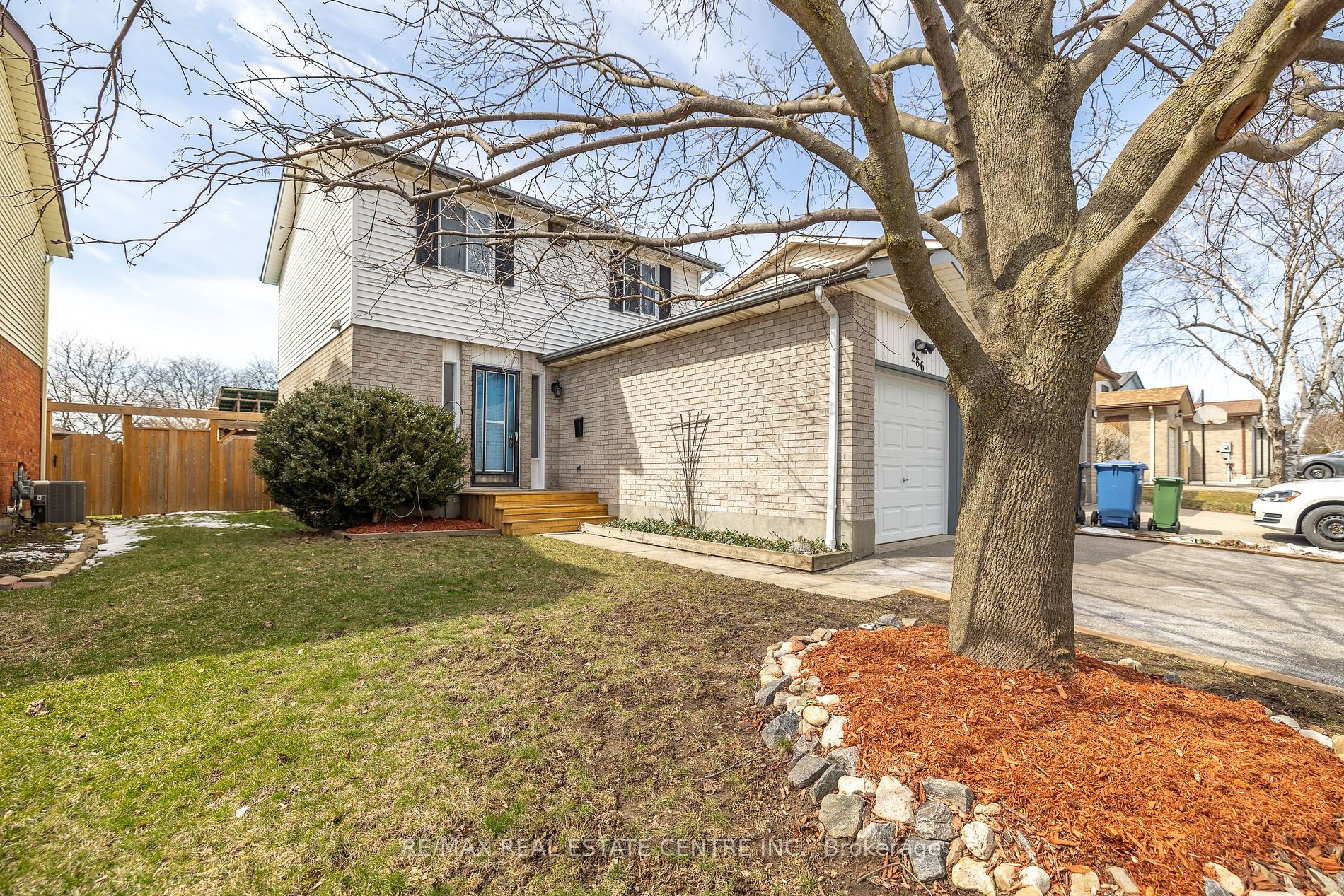286 Auden Rd Property Photo