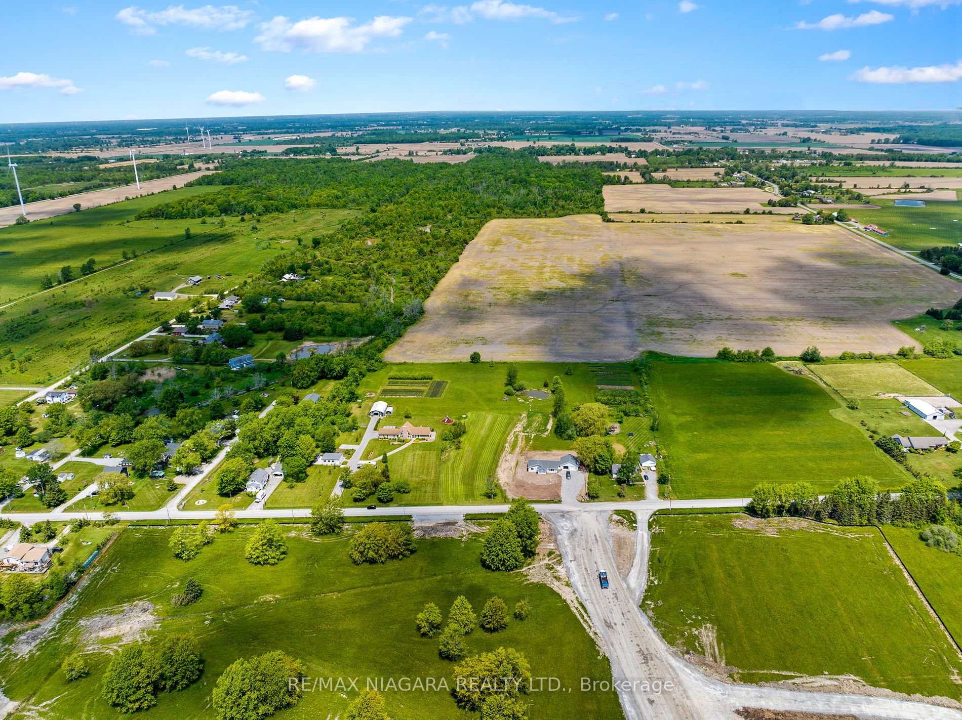 N/s Lakeshore Rd Property Photo 8