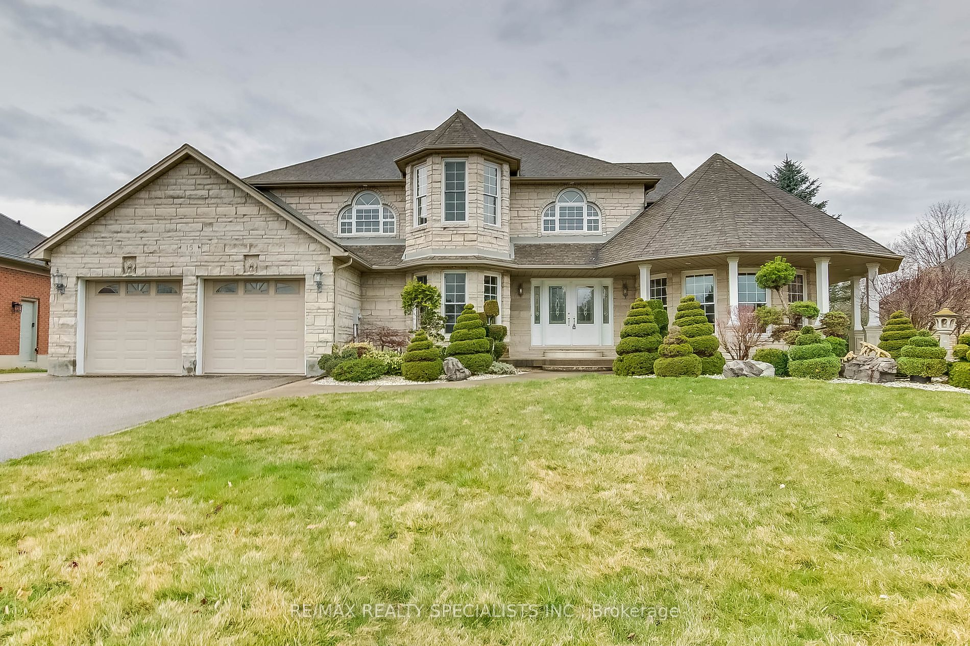 15 Royal York Crt Property Photo