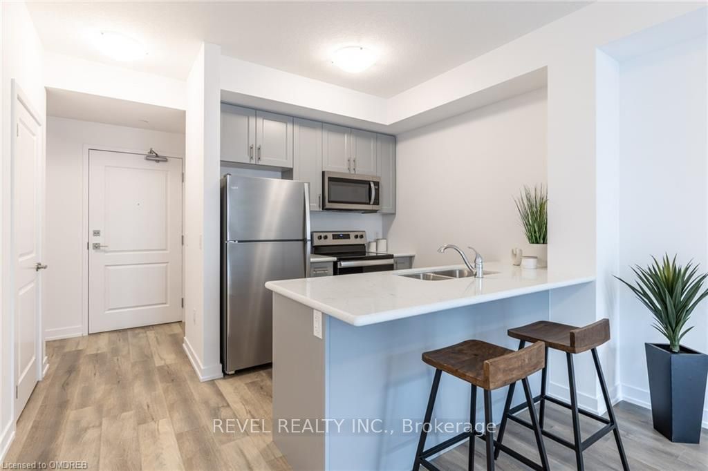 5055 Greenlane Property Photo 5