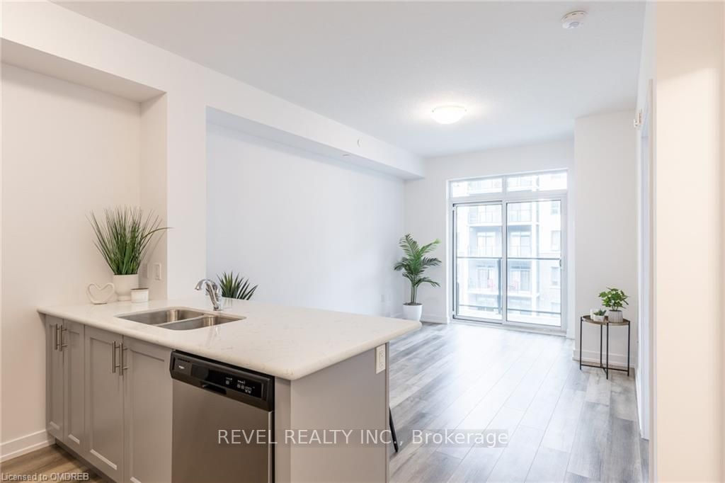 5055 Greenlane Property Photo 6