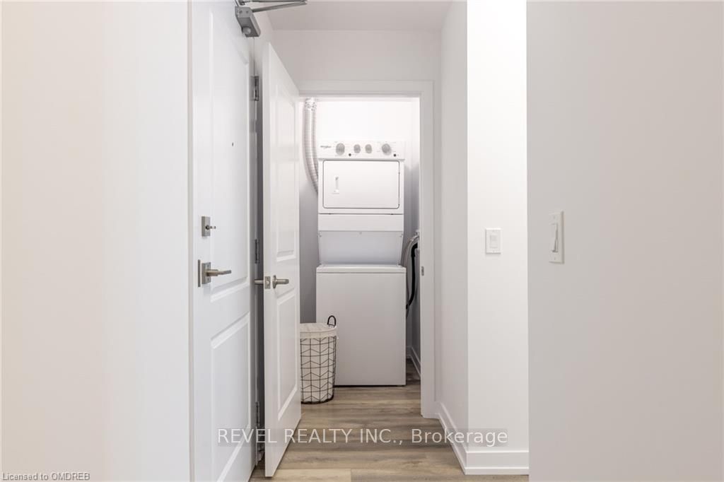 5055 Greenlane Property Photo 8