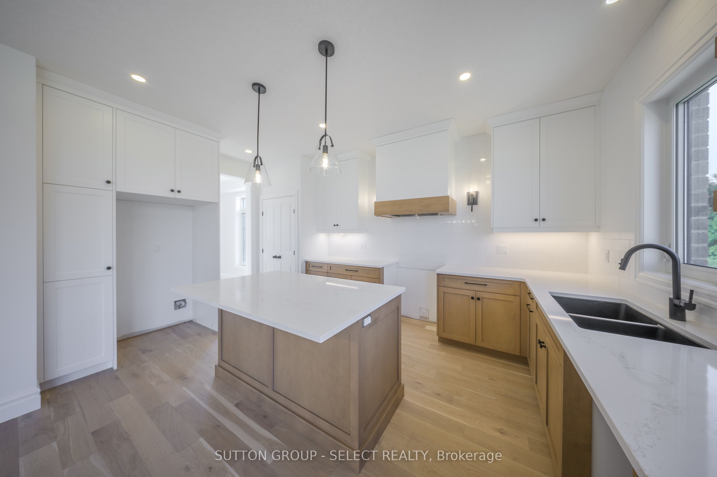 97 Timberwalk Trl Property Photo 7