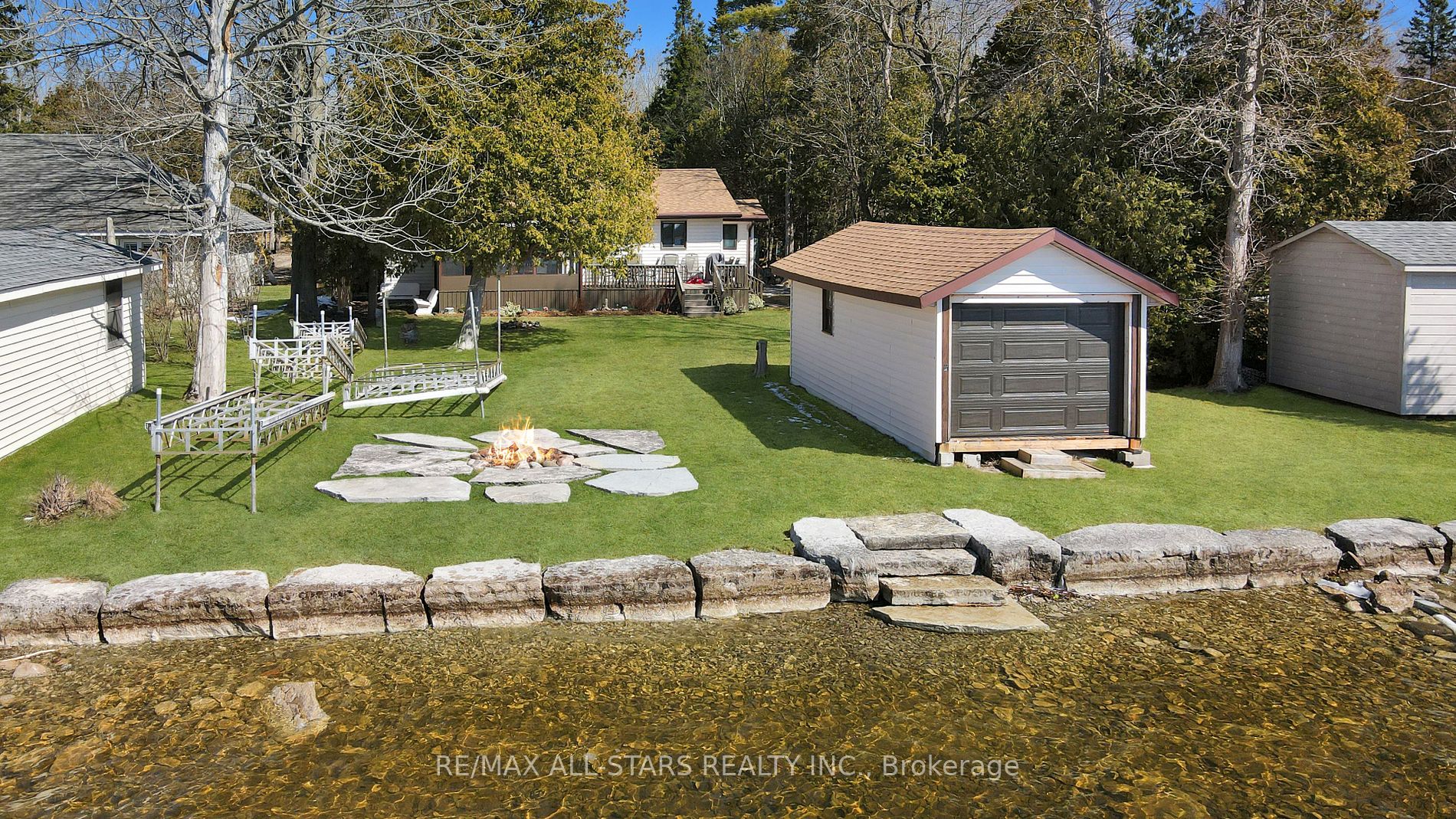 170 Sturgeon Glen Rd Property Photo