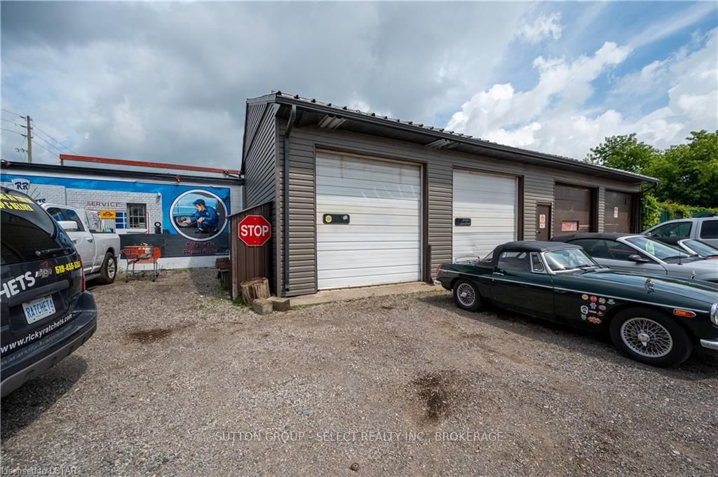 140 Clarke Road Property Photo 21