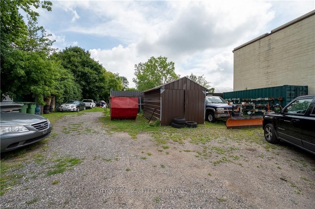 140 Clarke Road Property Photo 24
