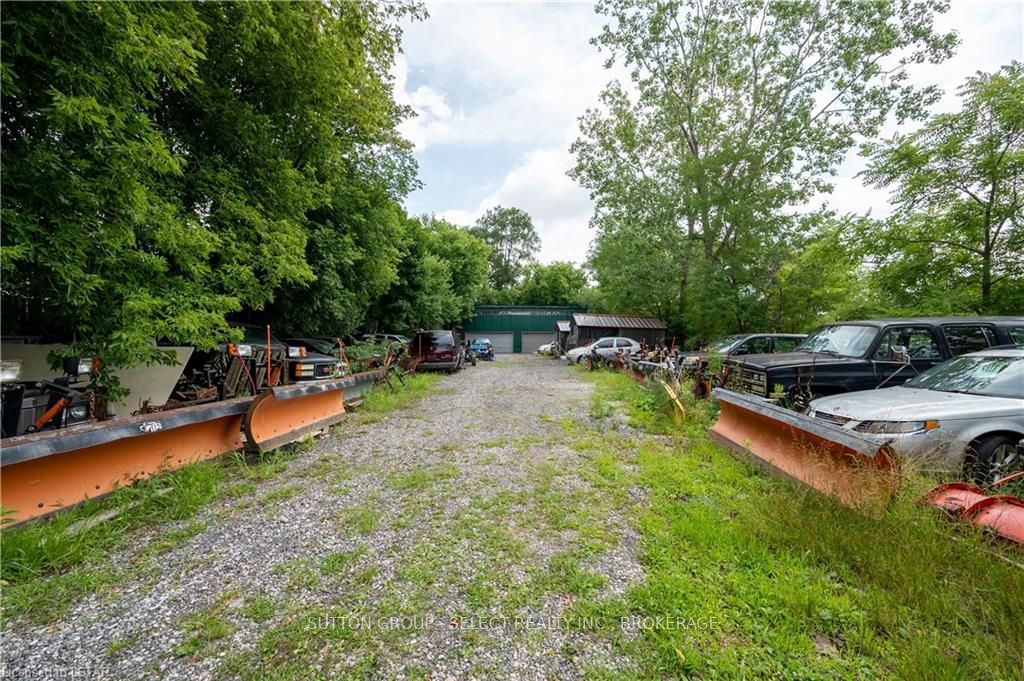 140 Clarke Road Property Photo 26
