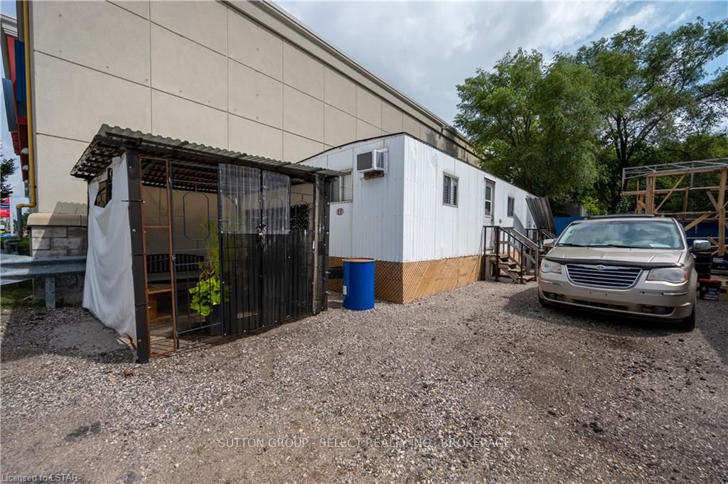 140 Clarke Road Property Photo 35