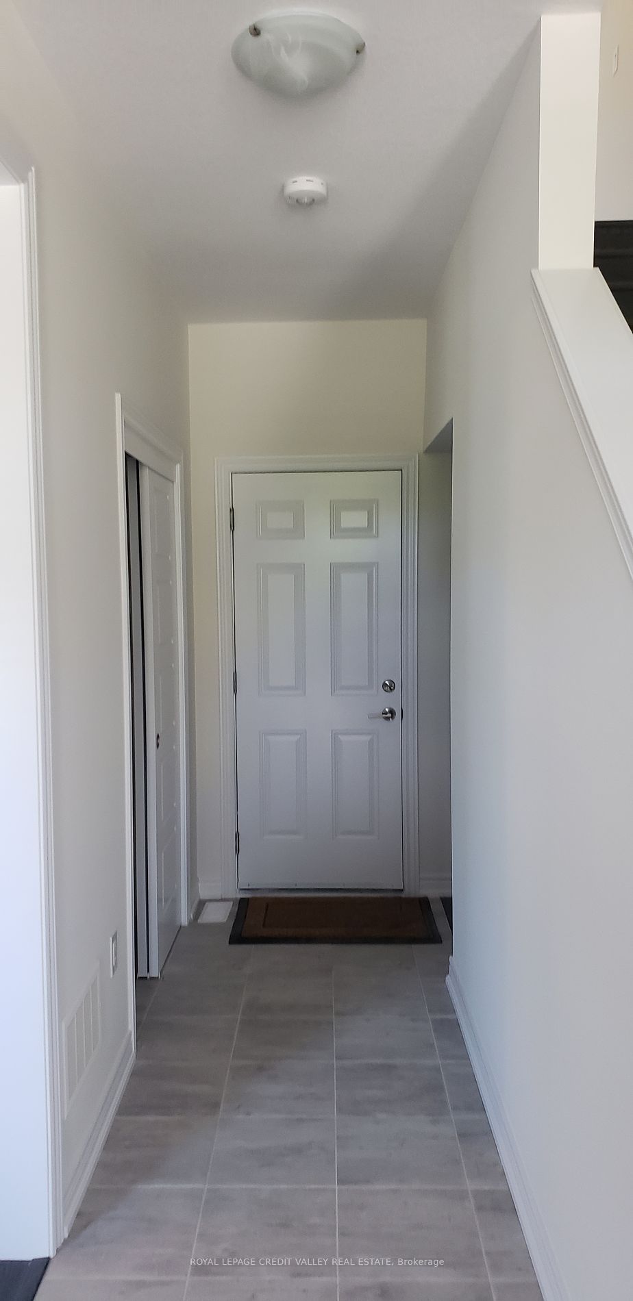 139 Hibiscus Ln Property Photo 3