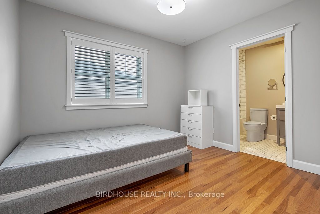 58 Helen St Property Photo 15