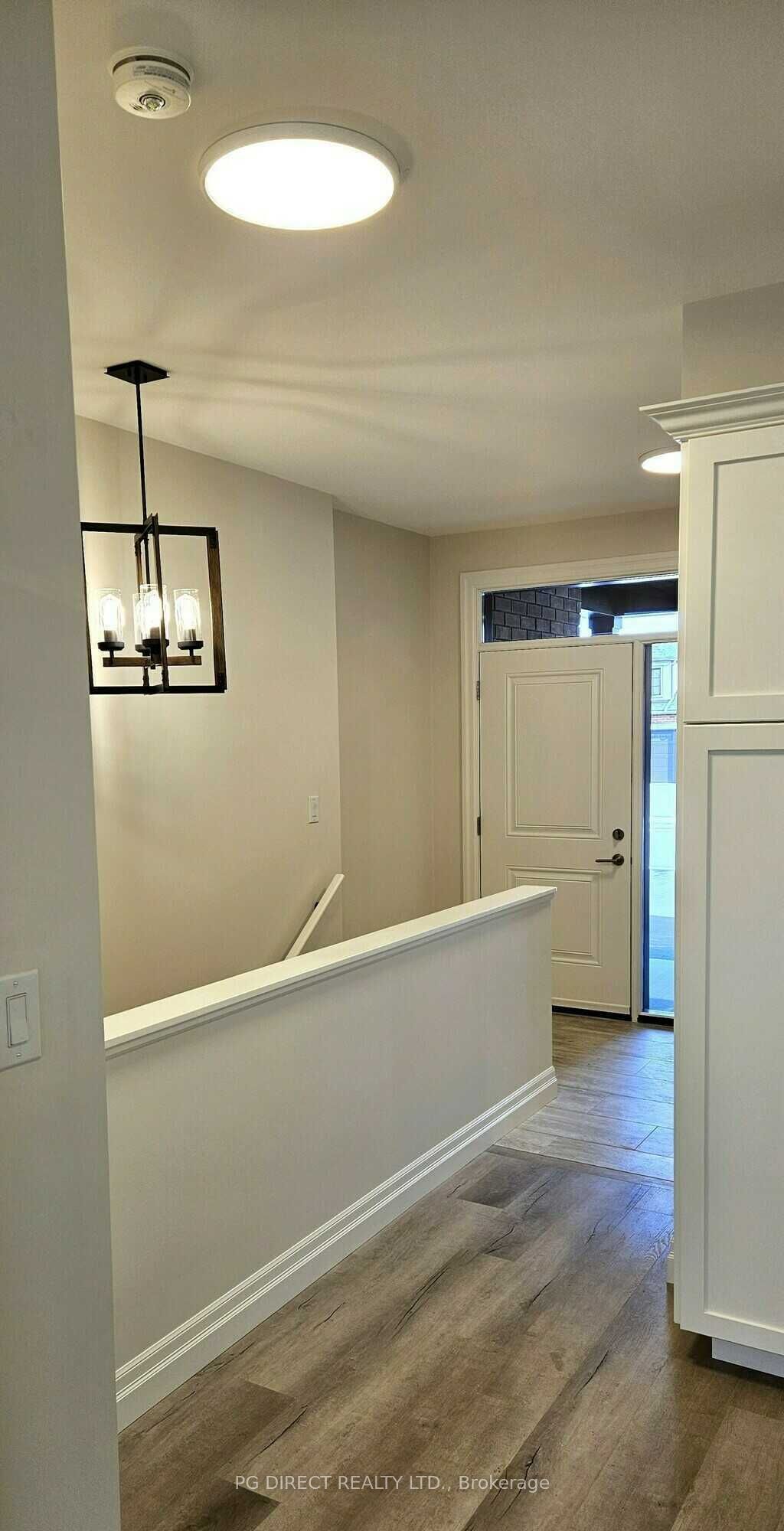 10 Cardinal Court Property Photo 14