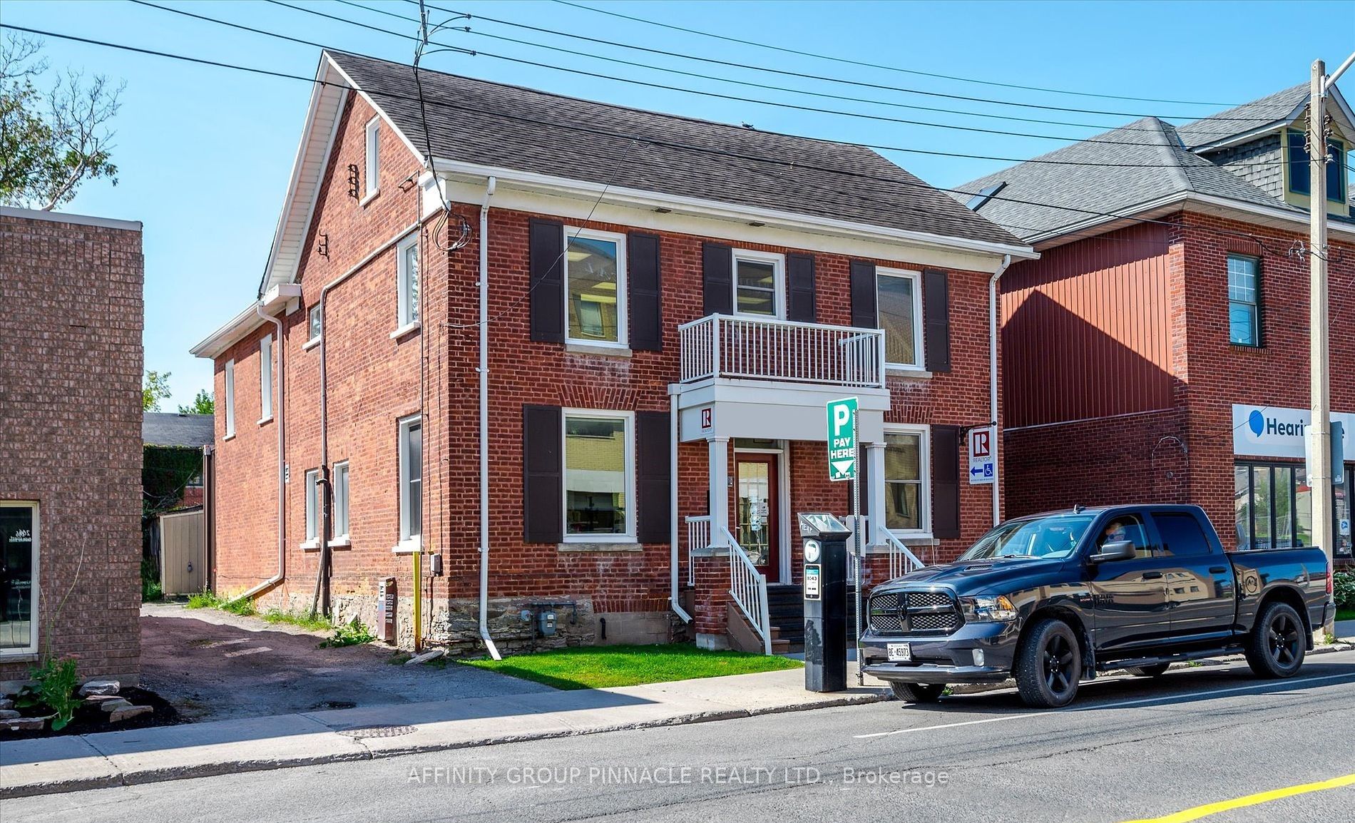 273 Charlotte St Property Photo