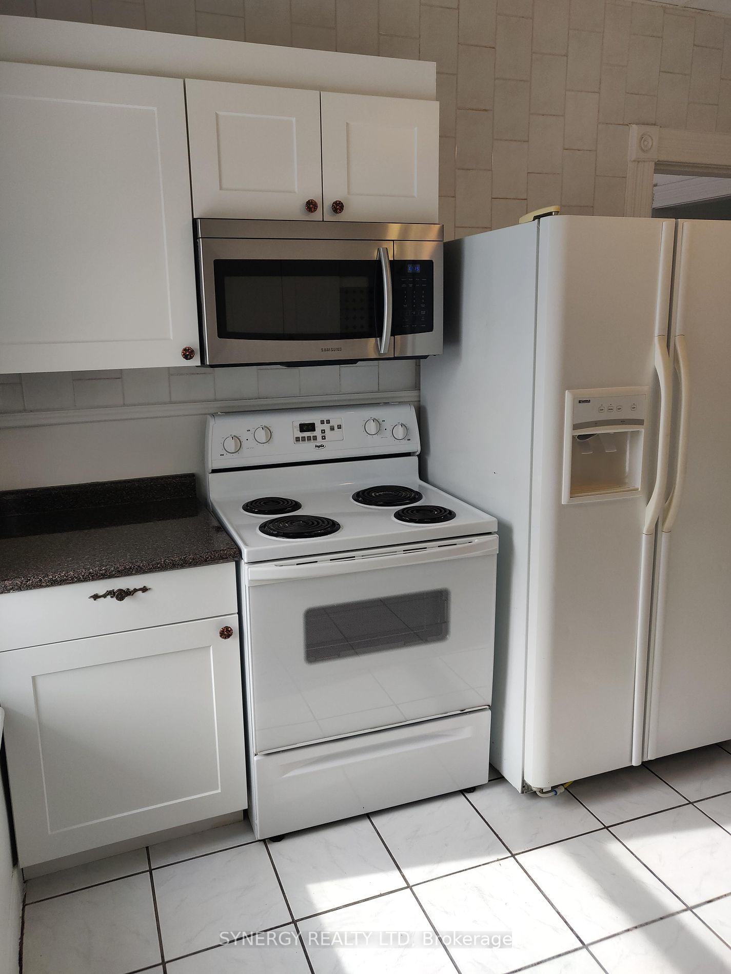 90 Chesley Ave Property Photo 13