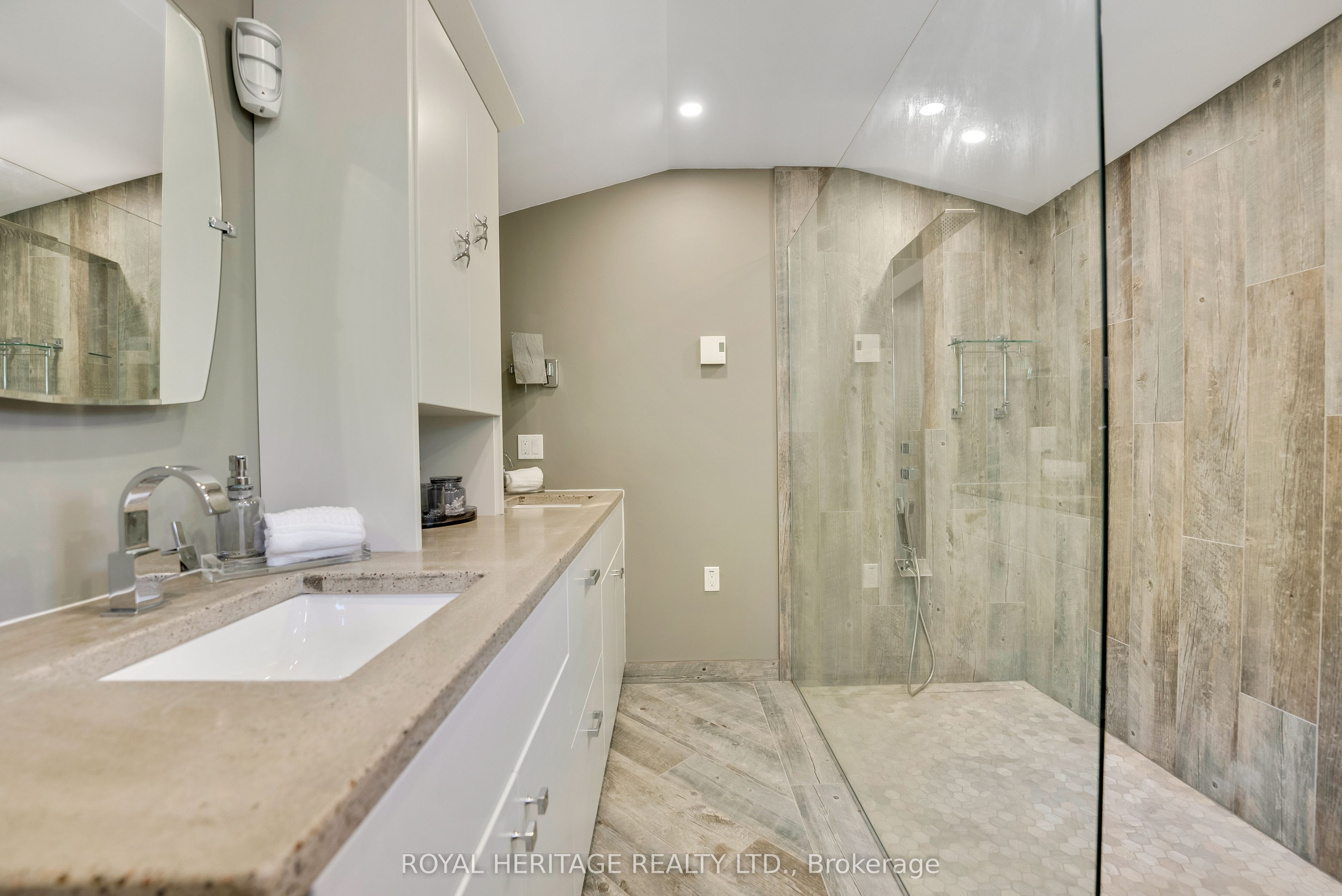 916 Siberia Road Property Photo 35