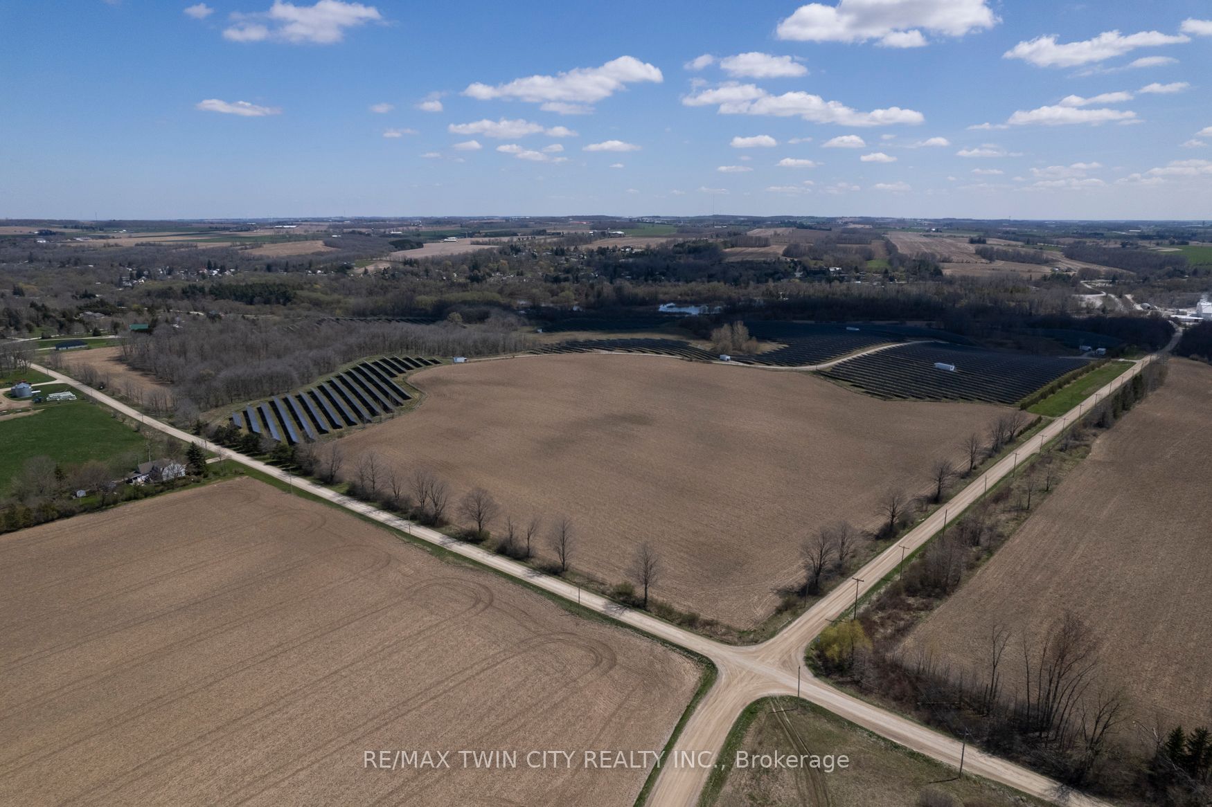 414774 41 St Line Property Photo 8