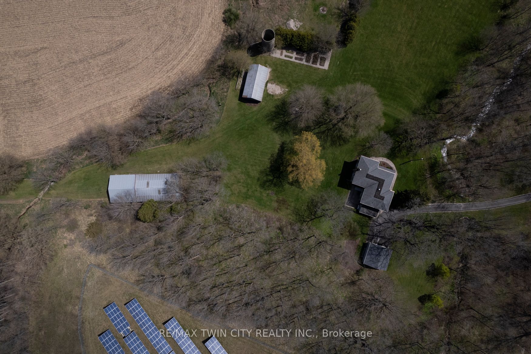 414774 41 St Line Property Photo 12