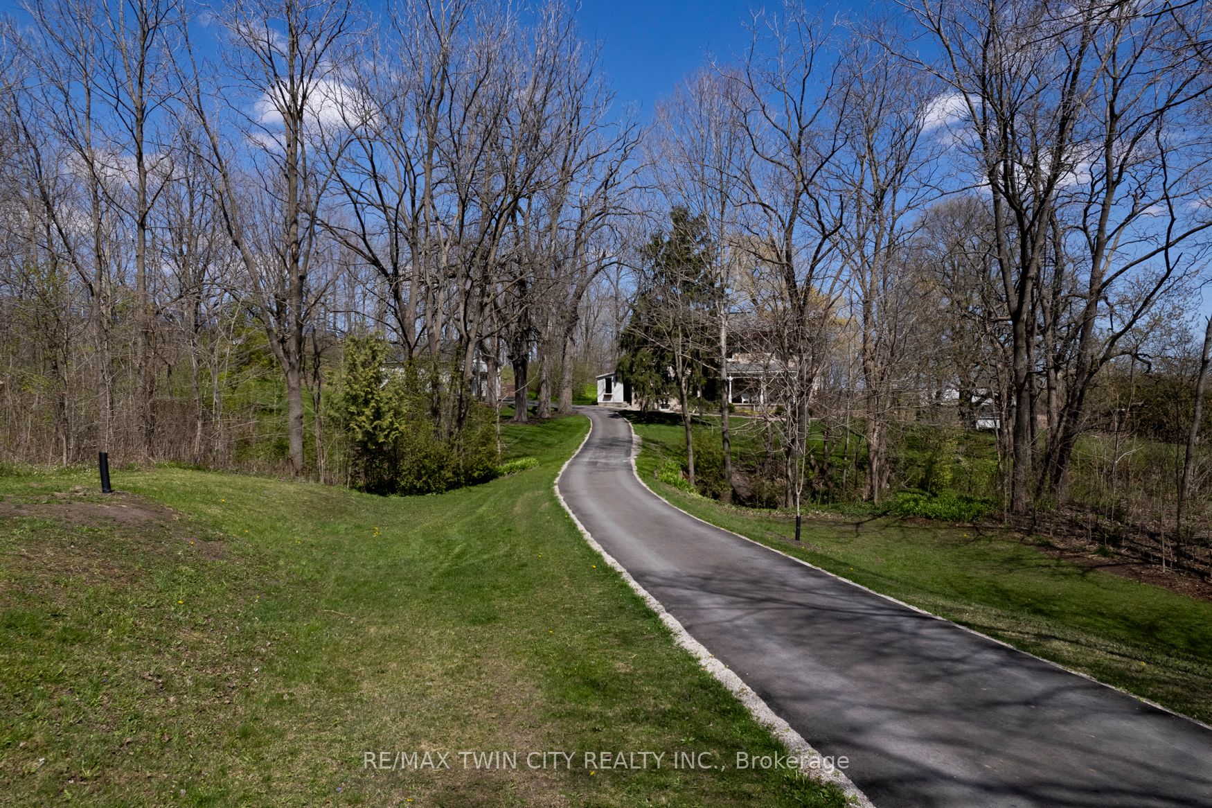414774 41 St Line Property Photo 14
