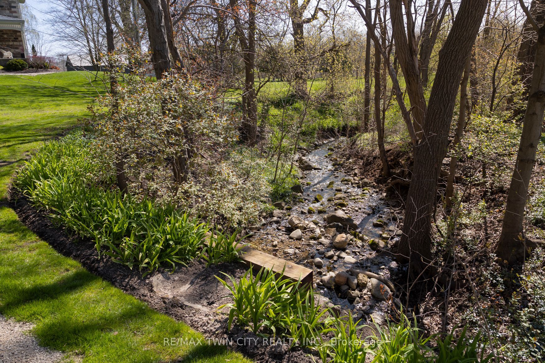 414774 41 St Line Property Photo 25