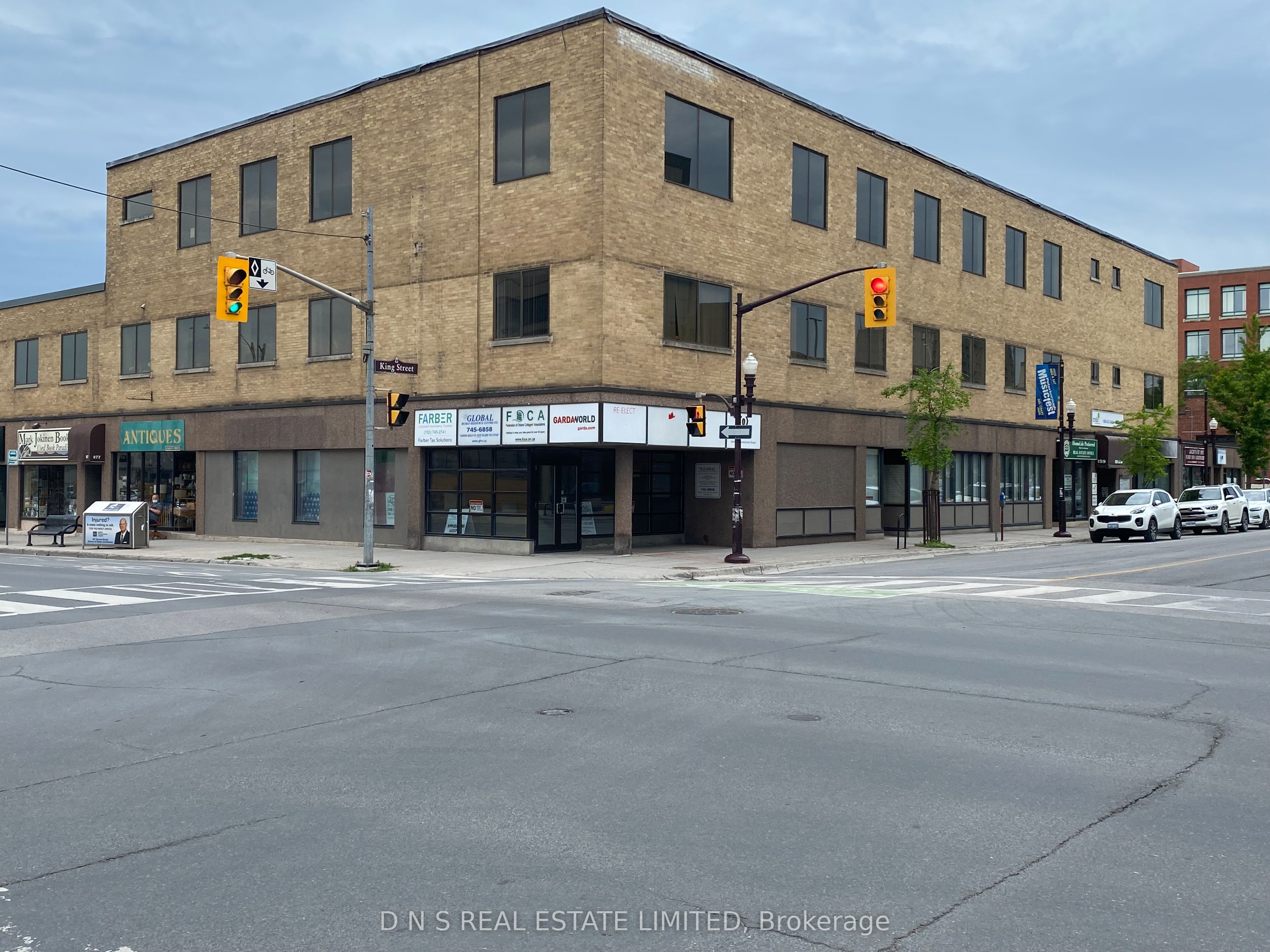 #107 - 159 King Street Property Photo 1