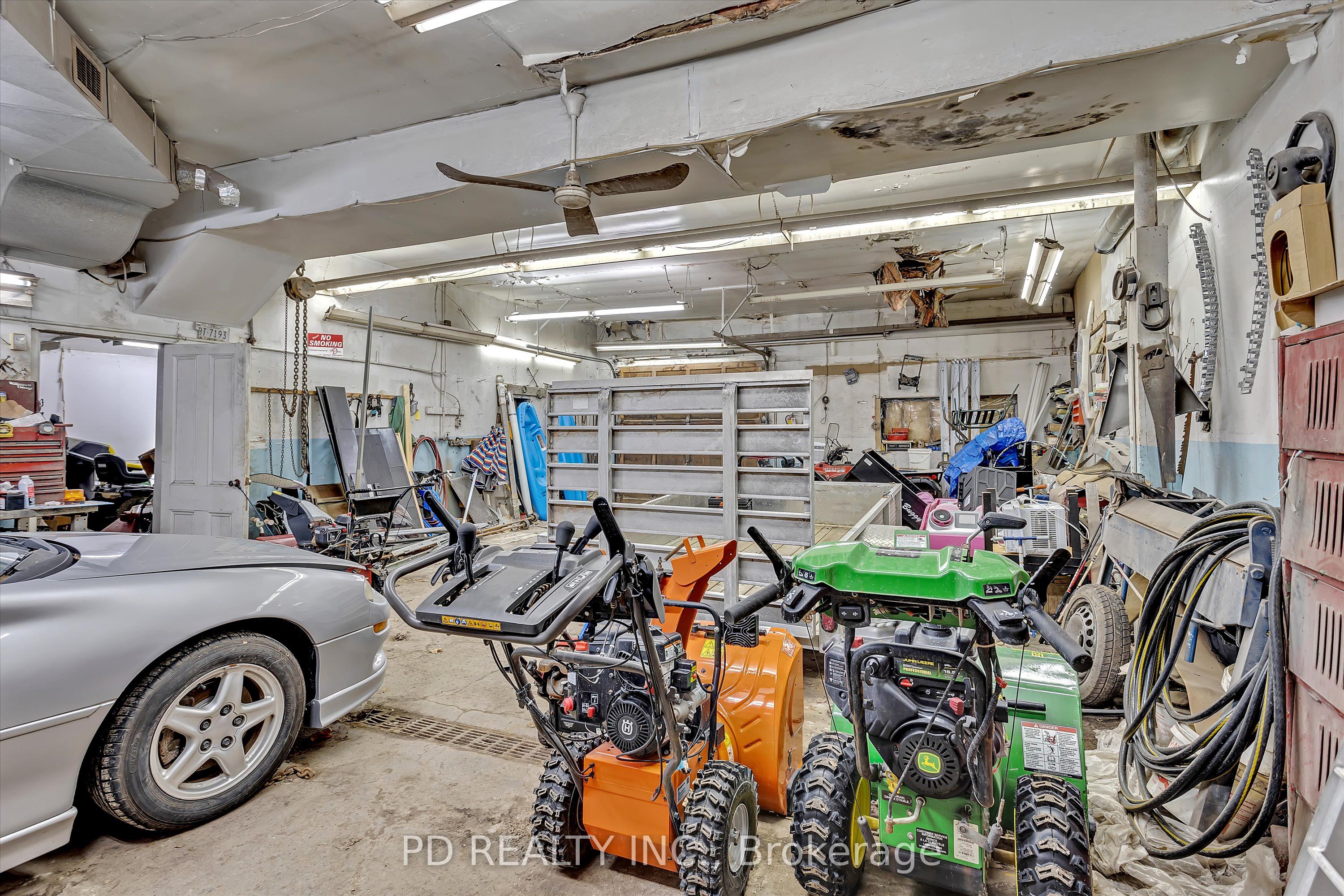 73 King Street E Property Photo 10