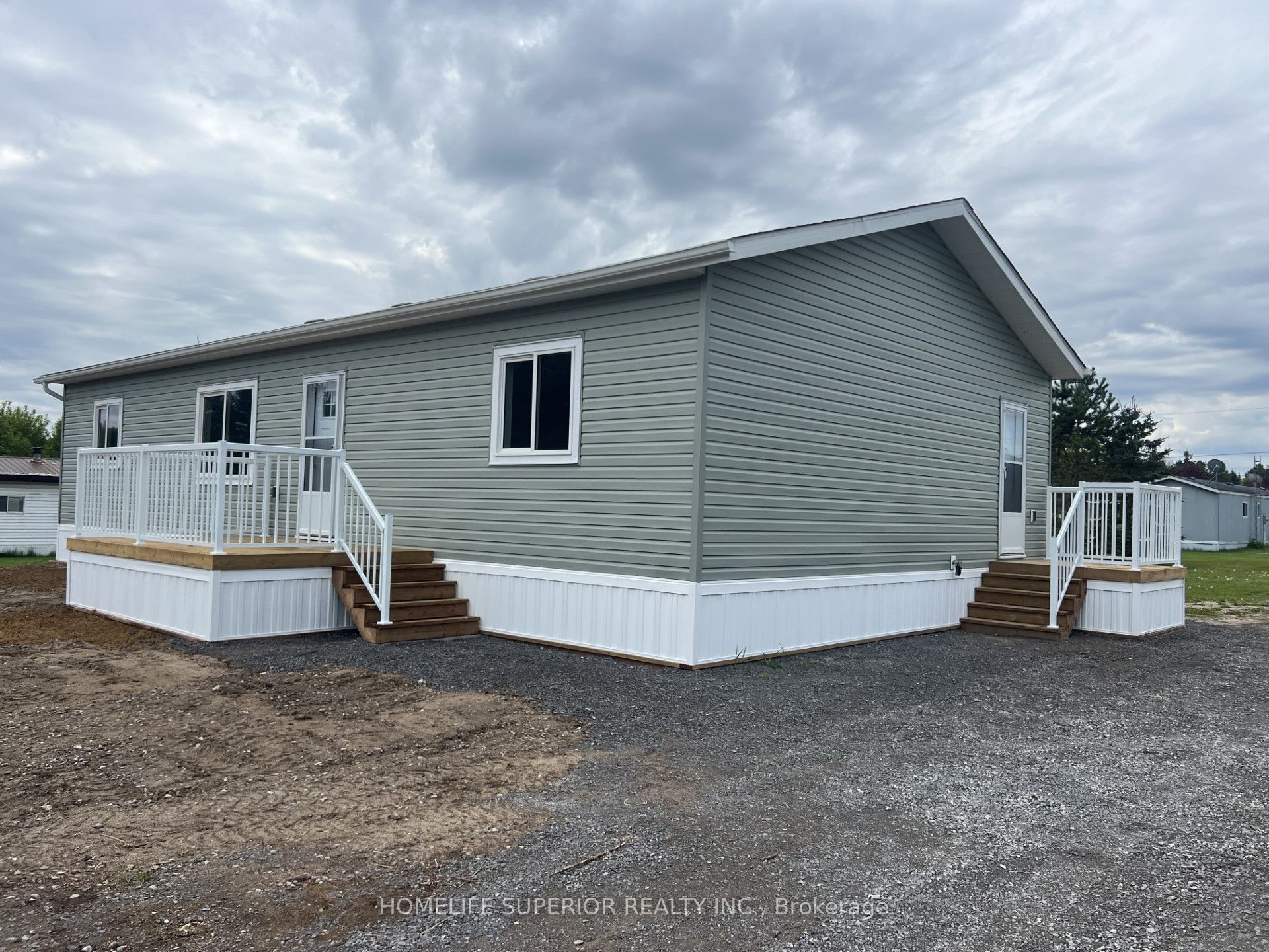 60 Sama Park Road Property Photo 2