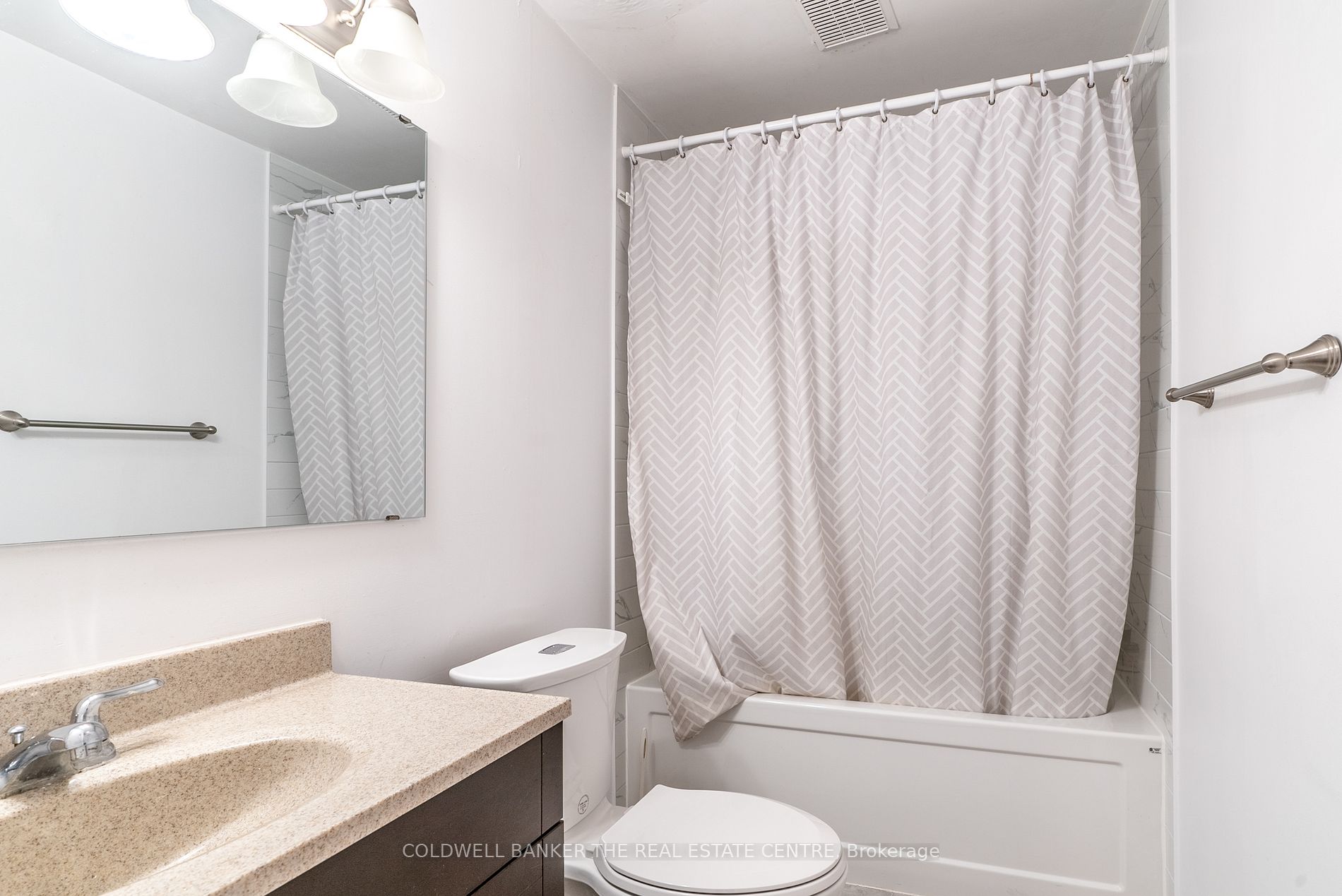 20 Albert St Property Photo 26
