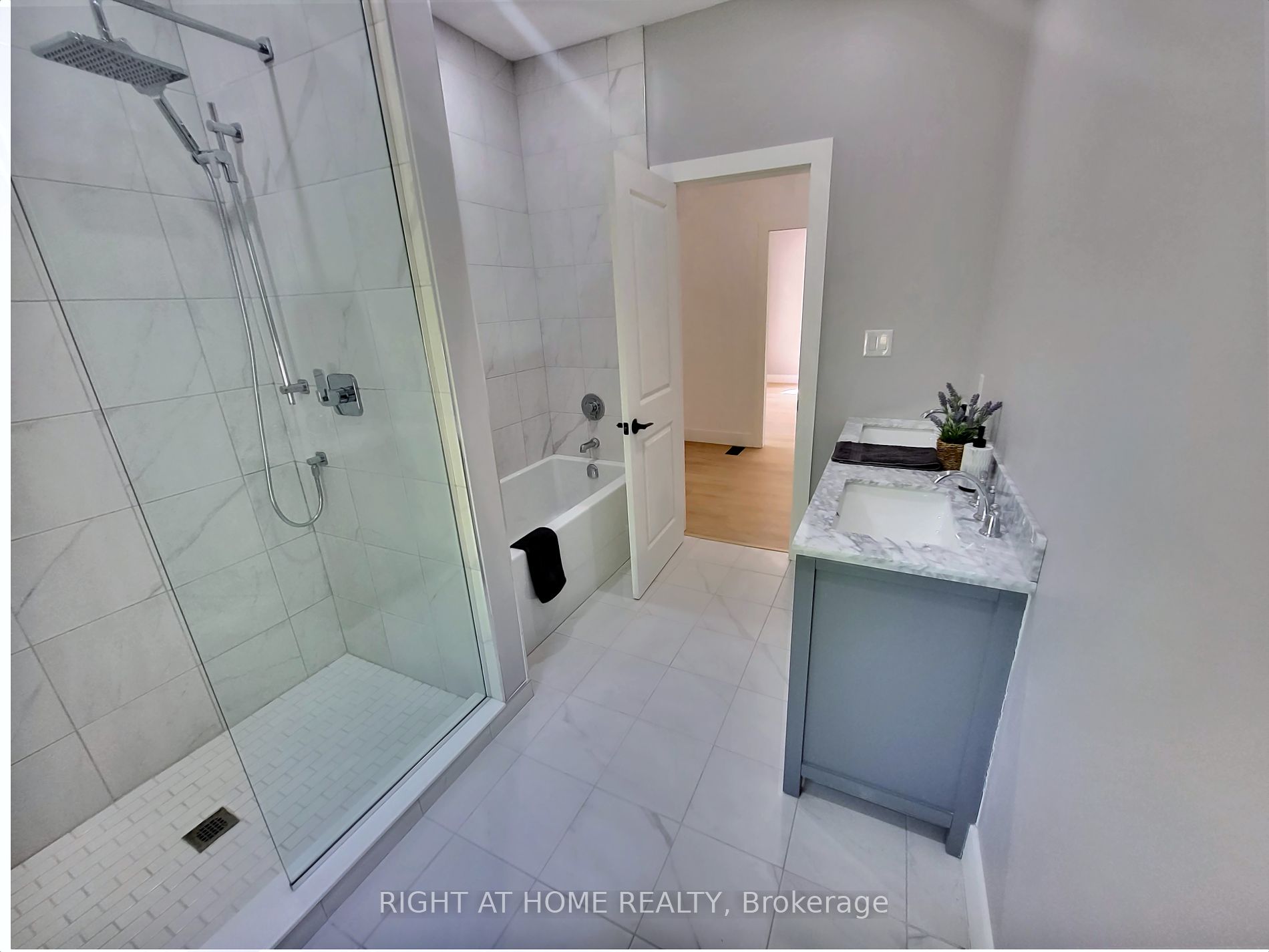 187 Lakeview Dr Property Photo 6
