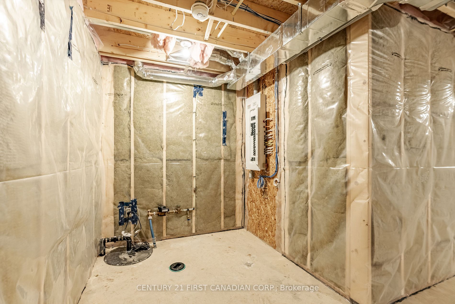 48 Postma Cres Property Photo 27