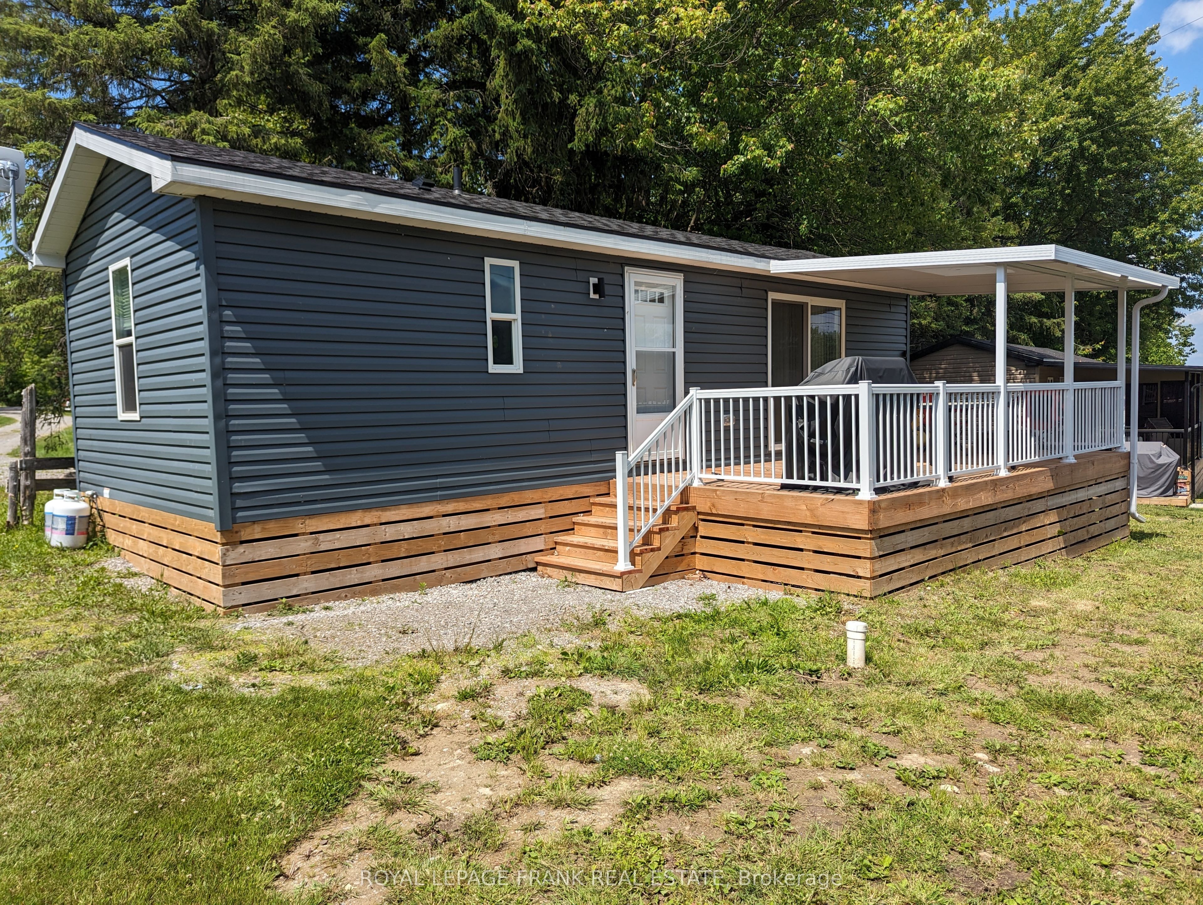 #th015 - 770 Scollard Line Property Photo