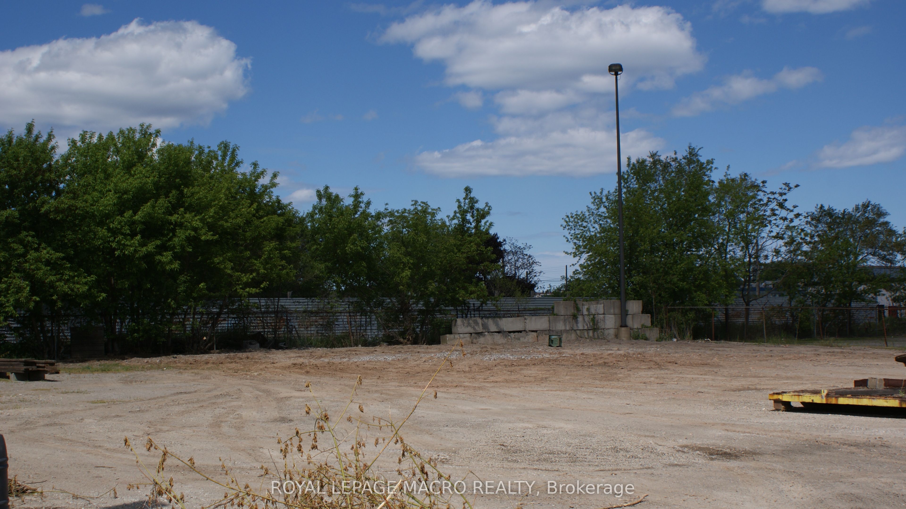 65 Brant Street Property Photo 6