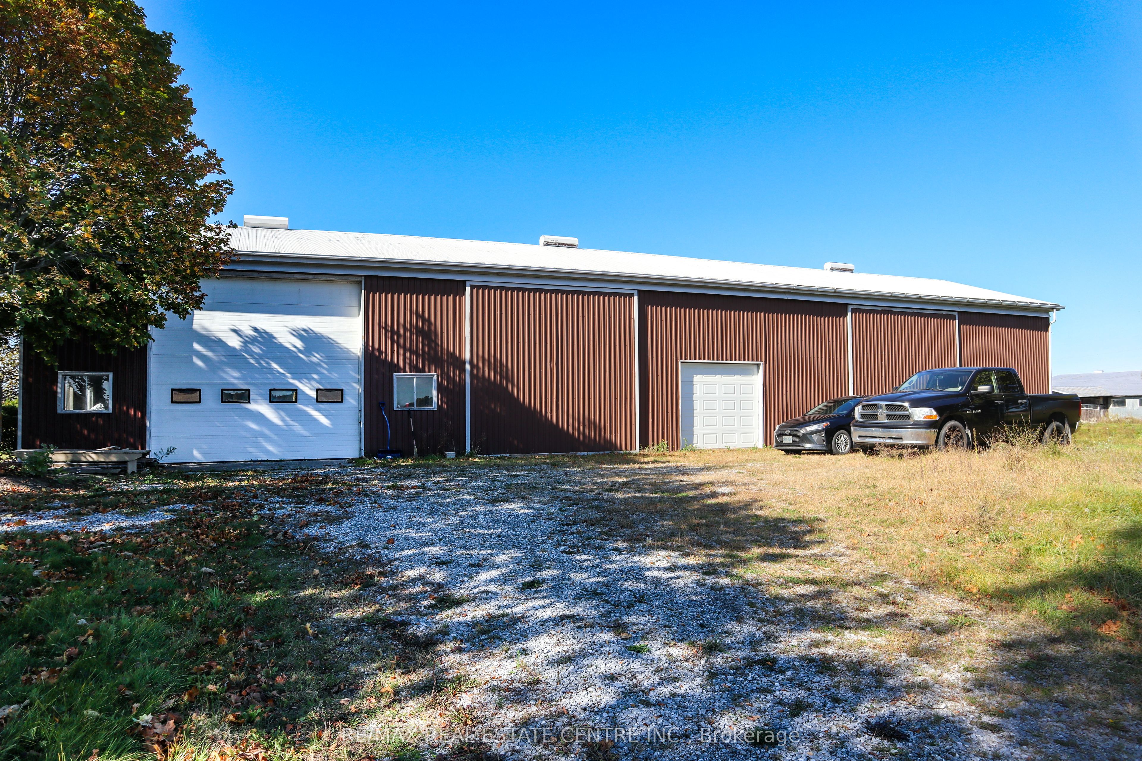17 Cemetery Road Property Photo 34