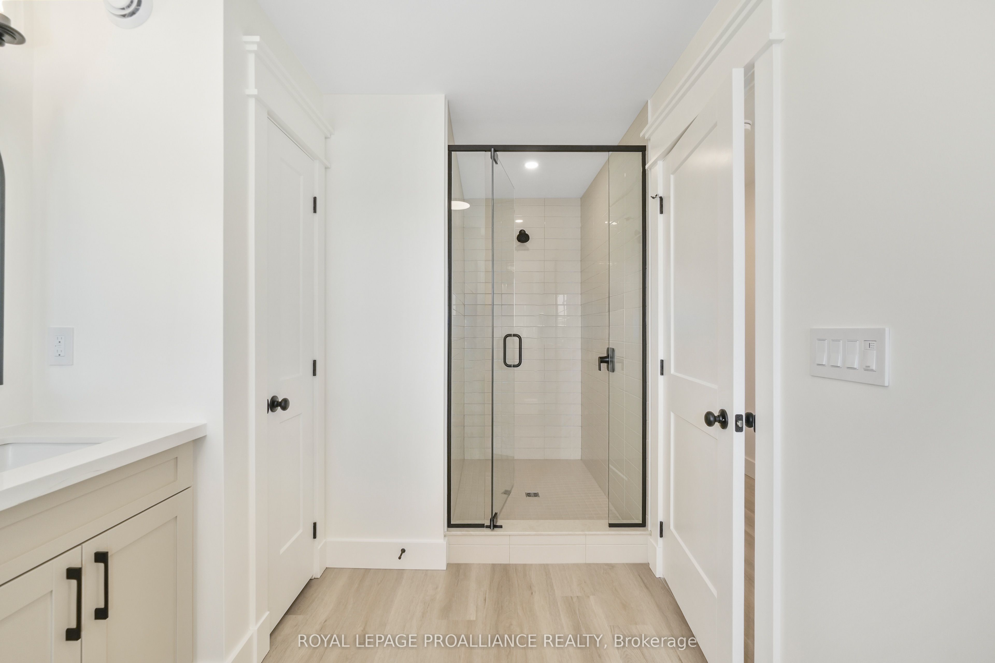 9 Hollingsworth Street Property Photo 25