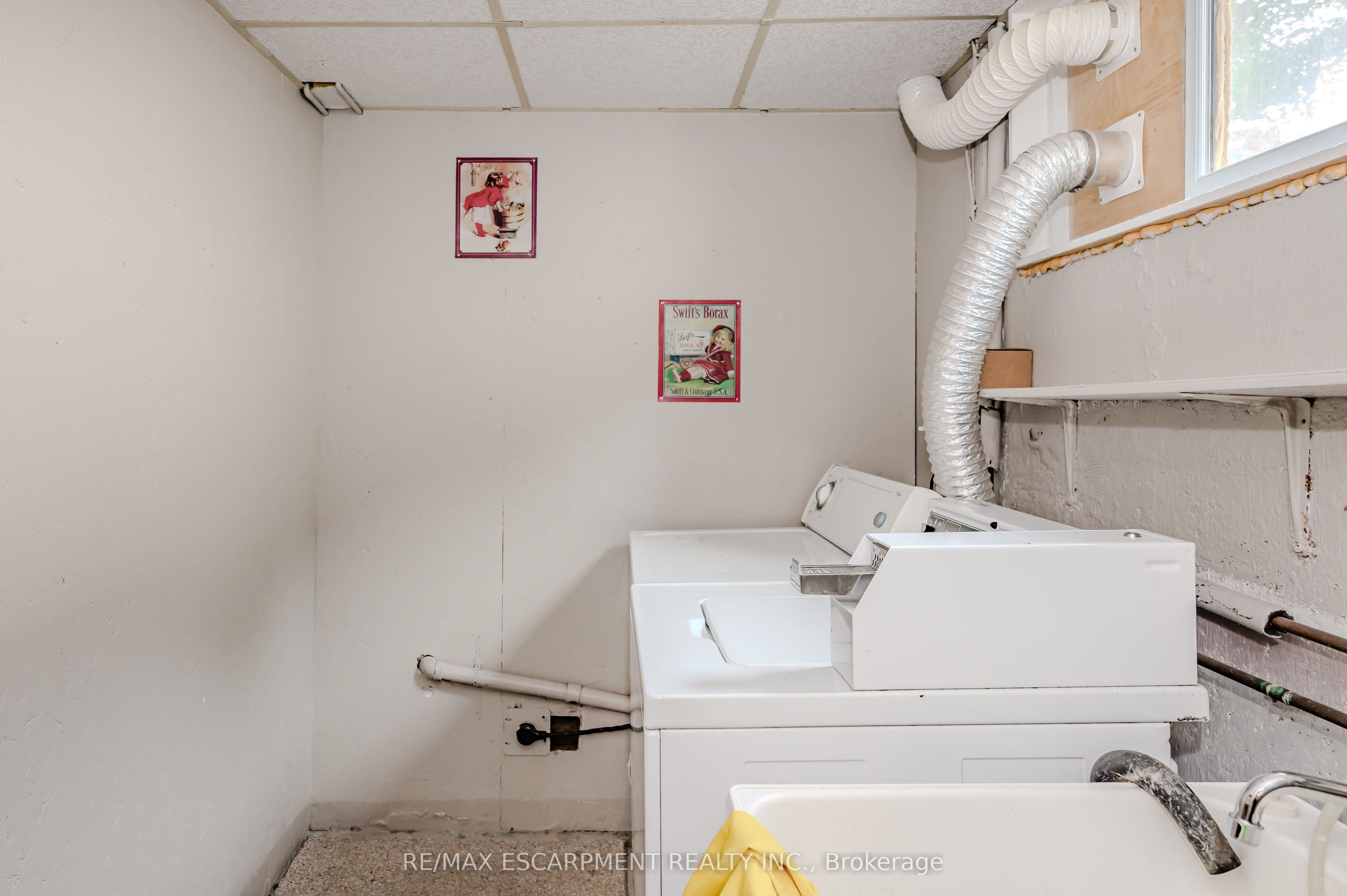 58 Mildred Avenue Property Photo 33