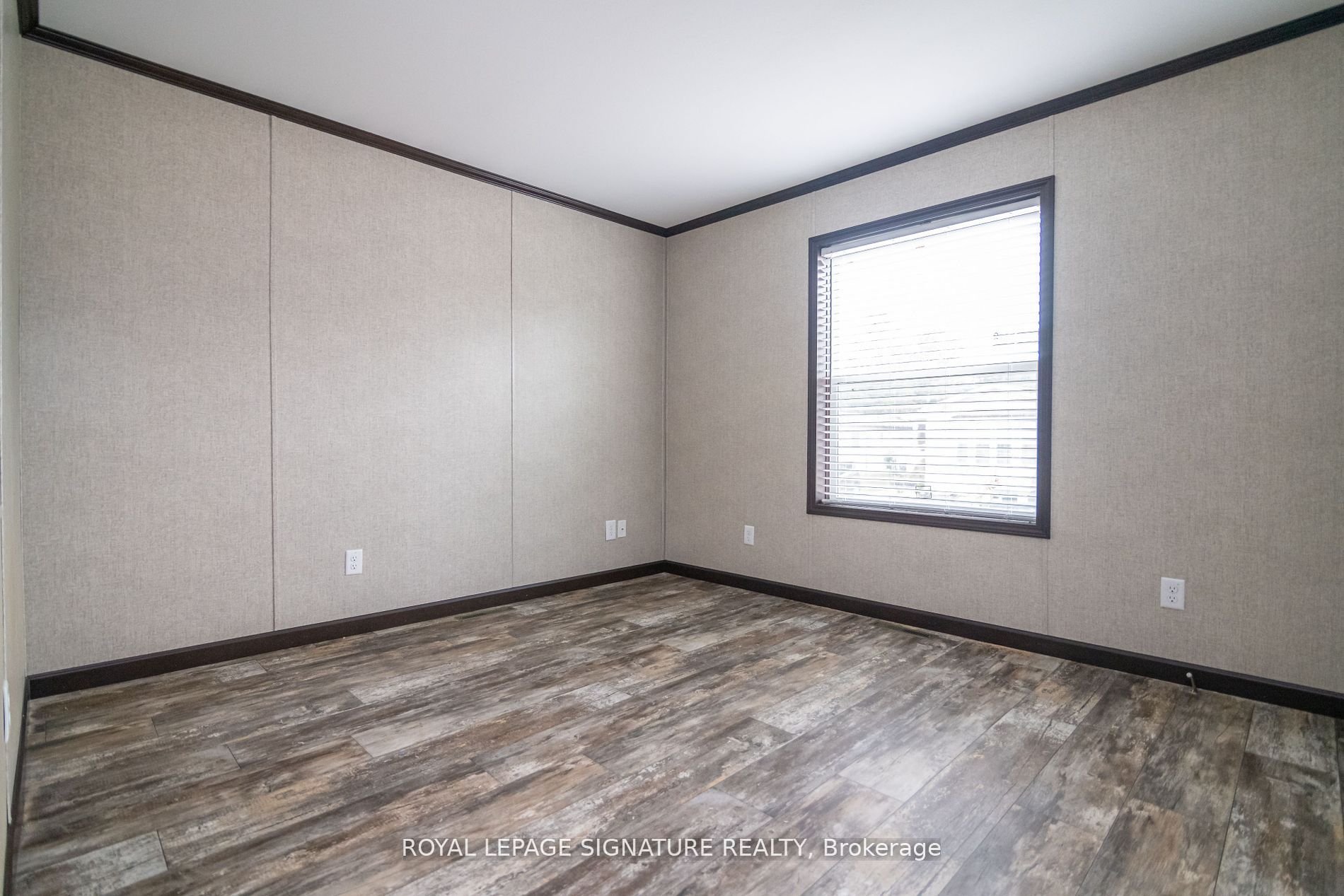 142 Regency Drive Property Photo 11