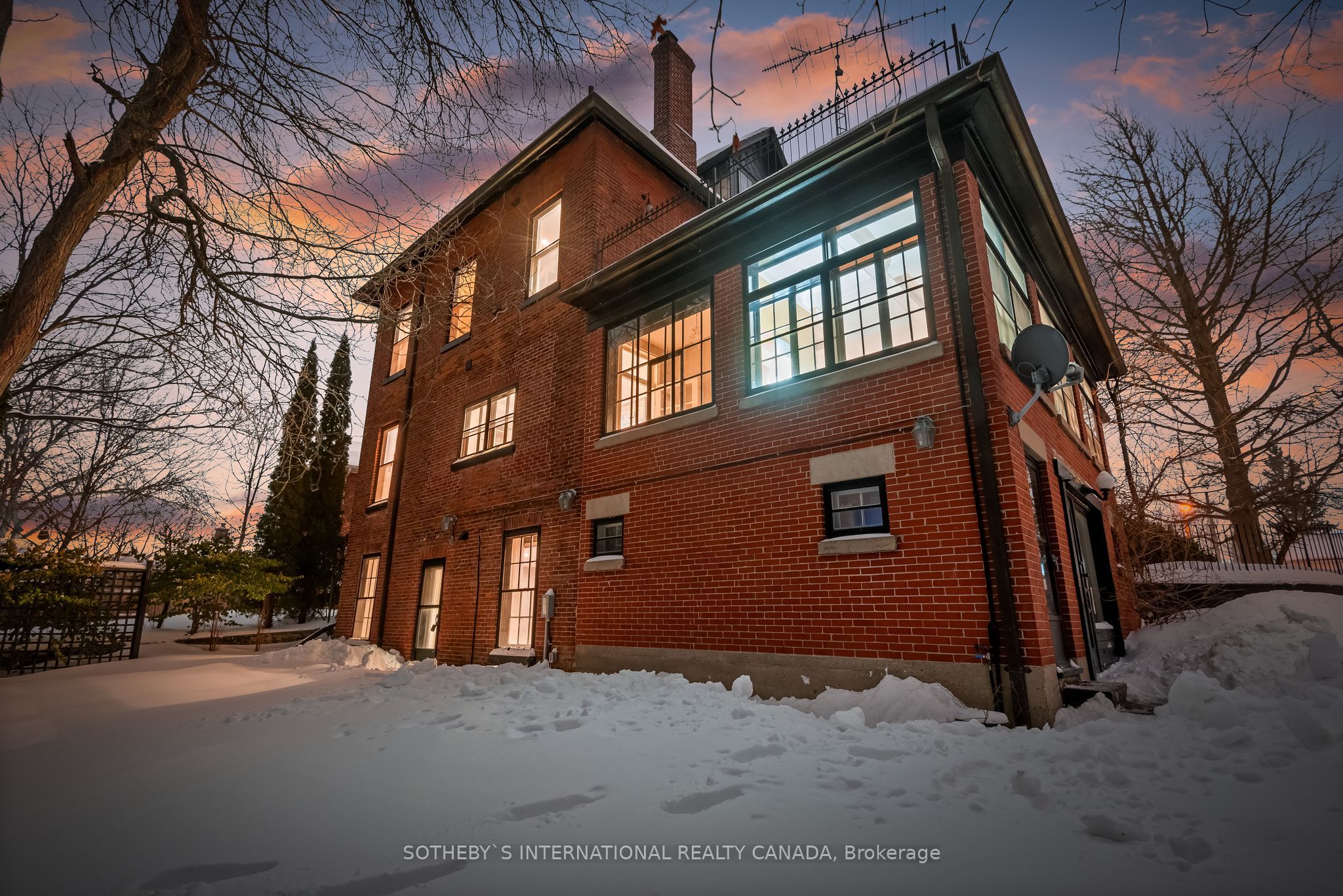 28 Bedford Street Property Photo 48