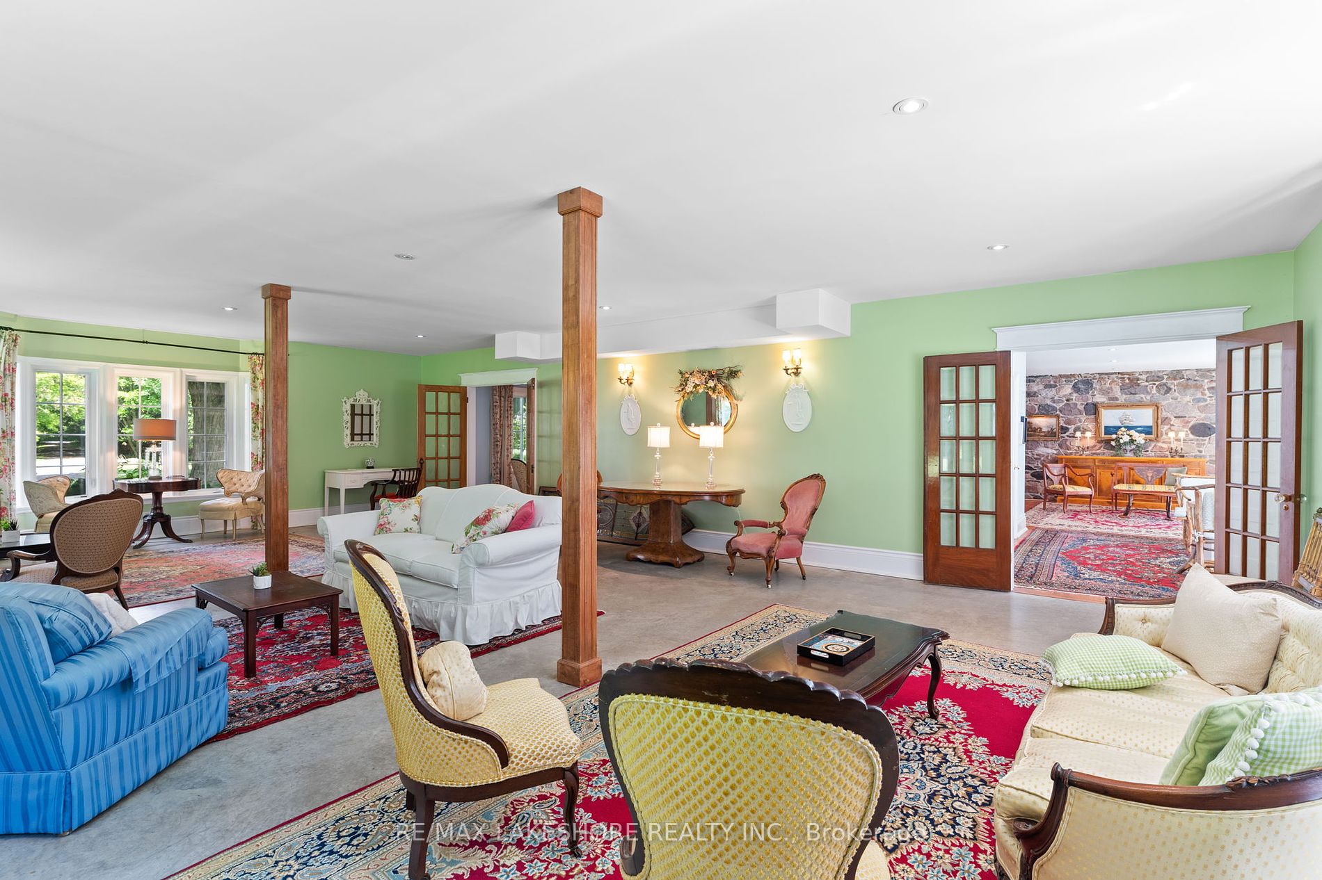 212 Clouston Rd Property Photo 6