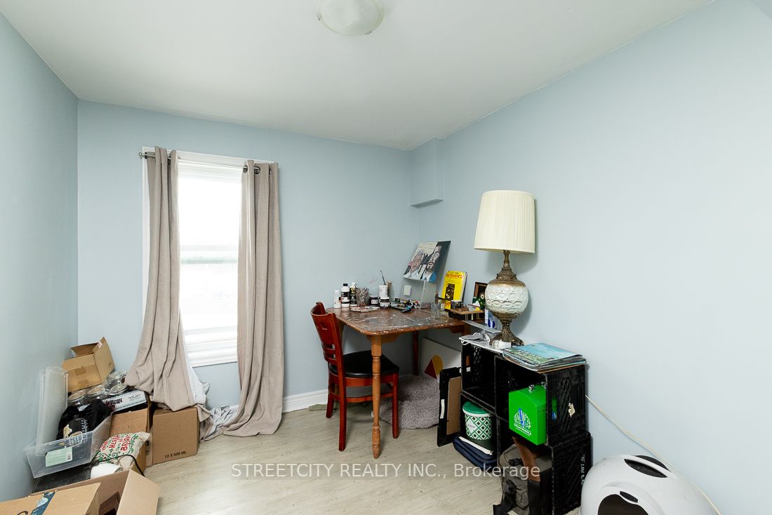 1099 Hamilton Rd Property Photo 21
