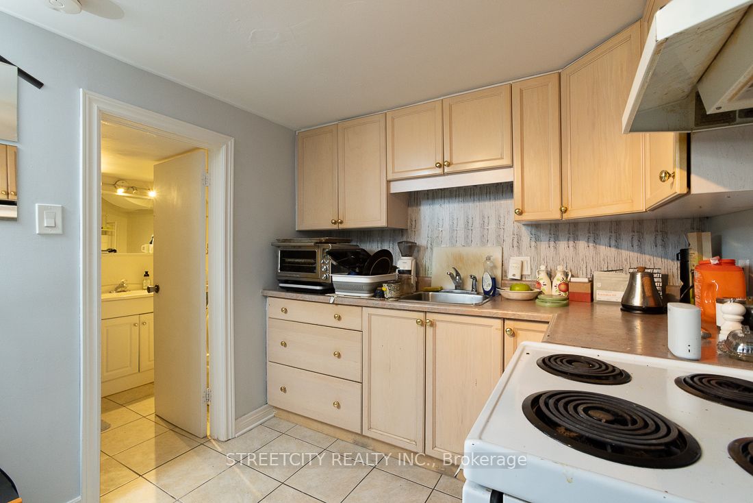 1099 Hamilton Rd Property Photo 27