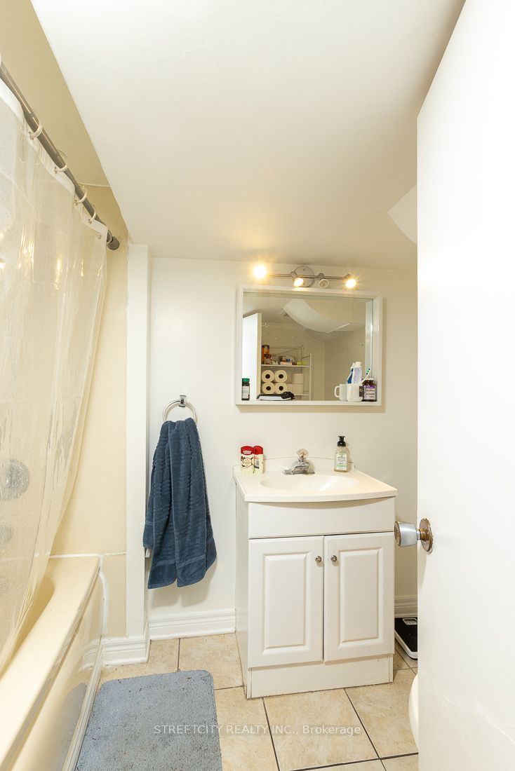 1099 Hamilton Rd Property Photo 29