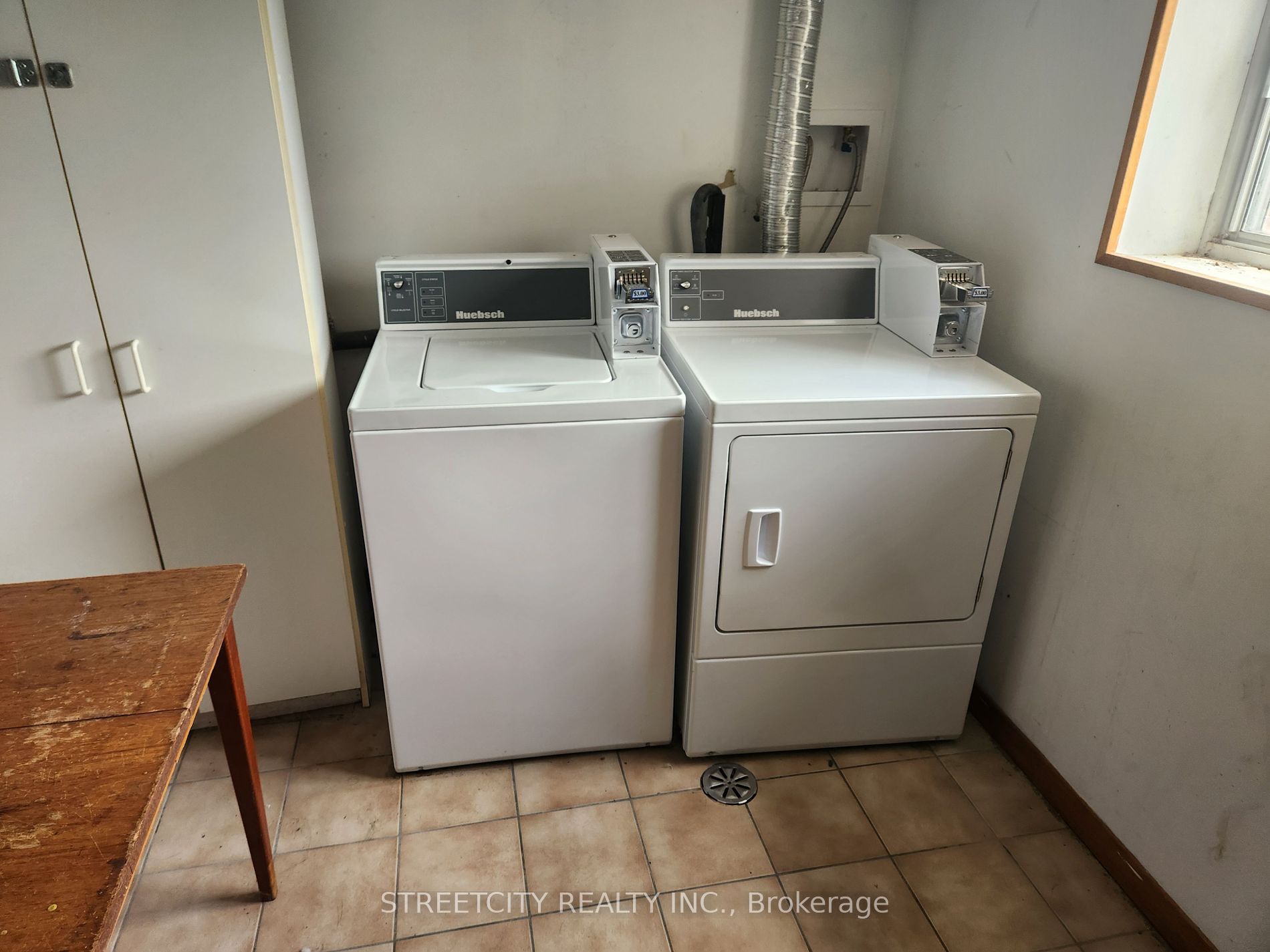 1099 Hamilton Rd Property Photo 33