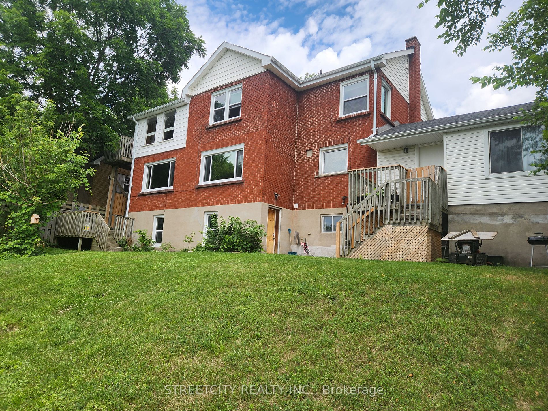 1099 Hamilton Rd Property Photo 35