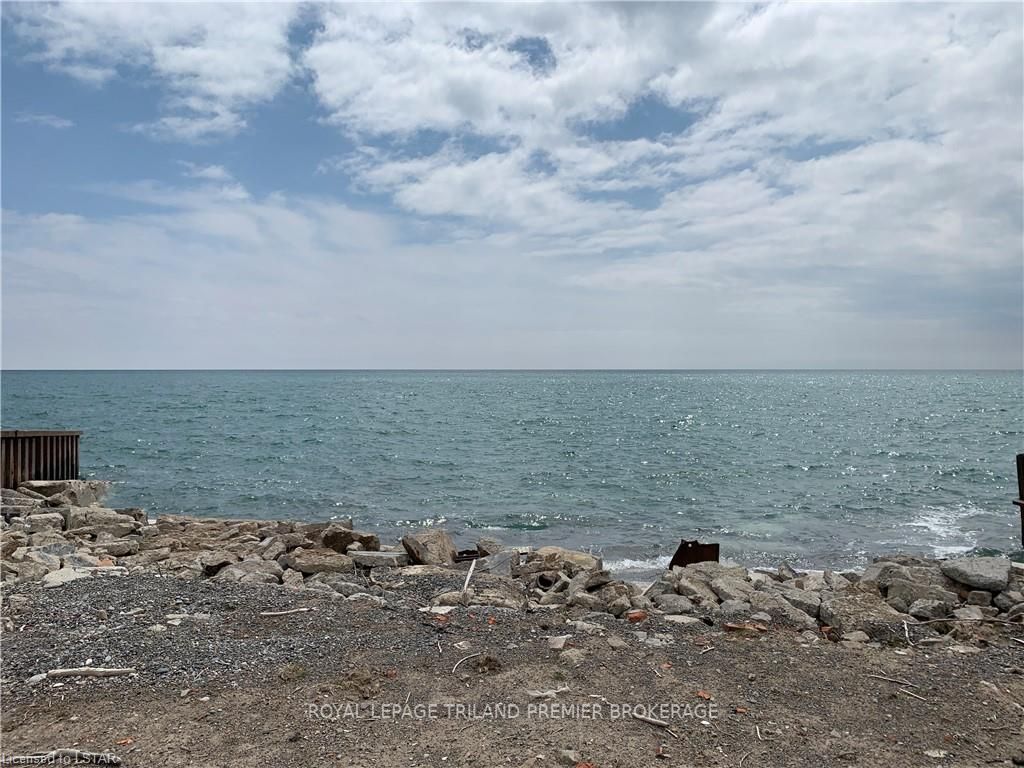 18094 Erie Shore Drive Property Photo 1