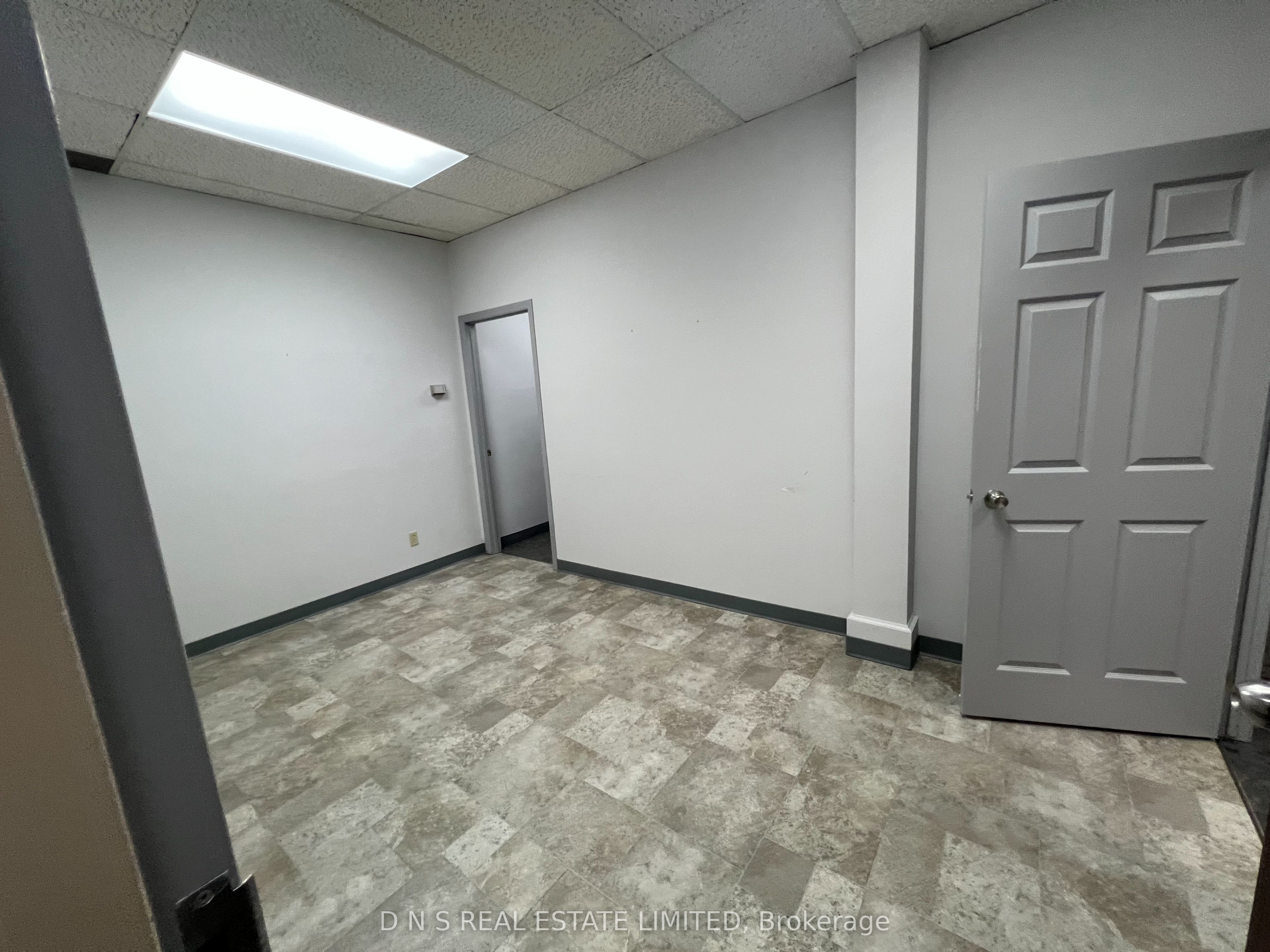 #202/204 - 159 King Street Property Photo 5